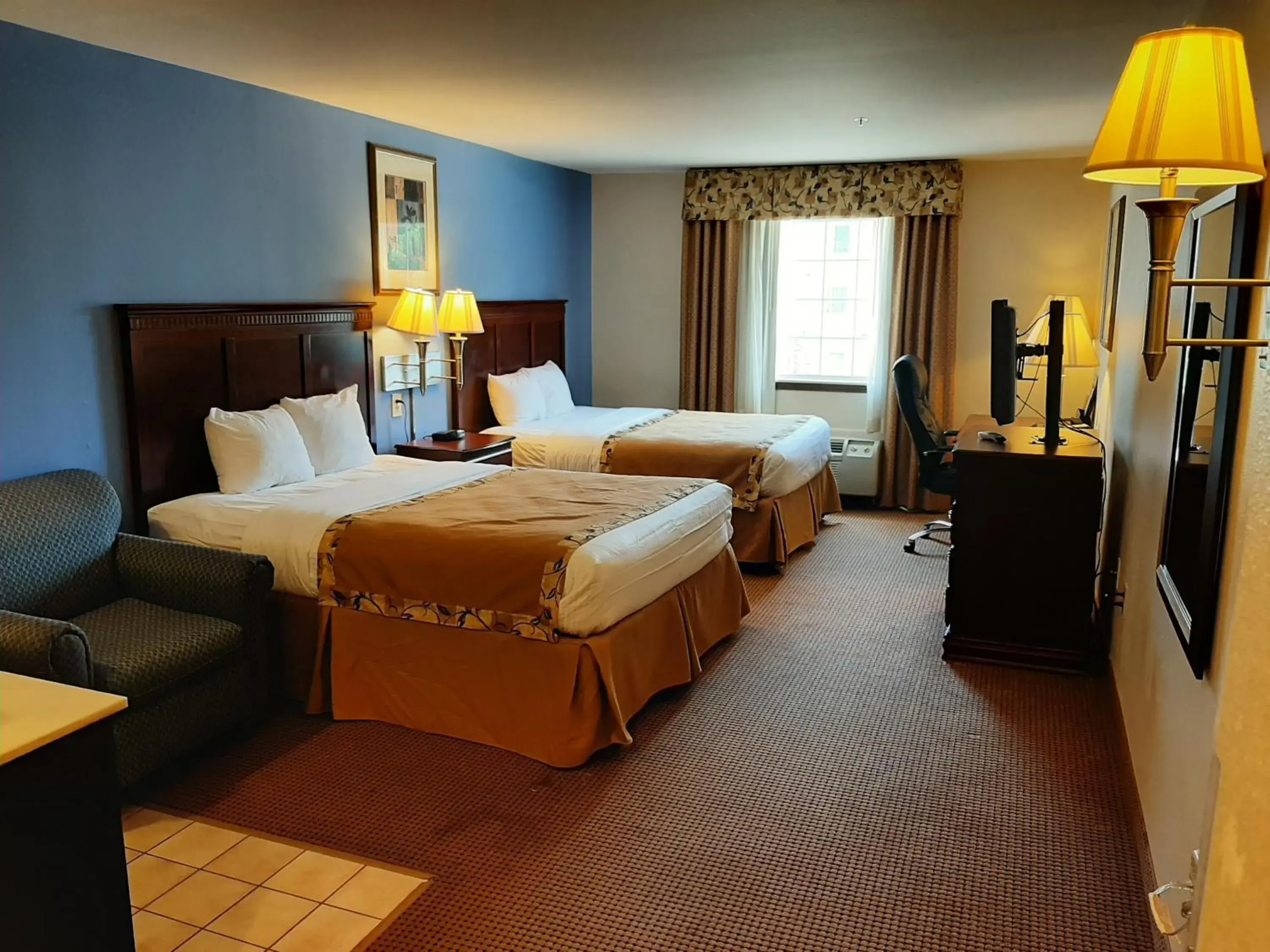 Double Room - Disability Access in The Regal Hotel Double Room - Disability Access in The Regal Hotel