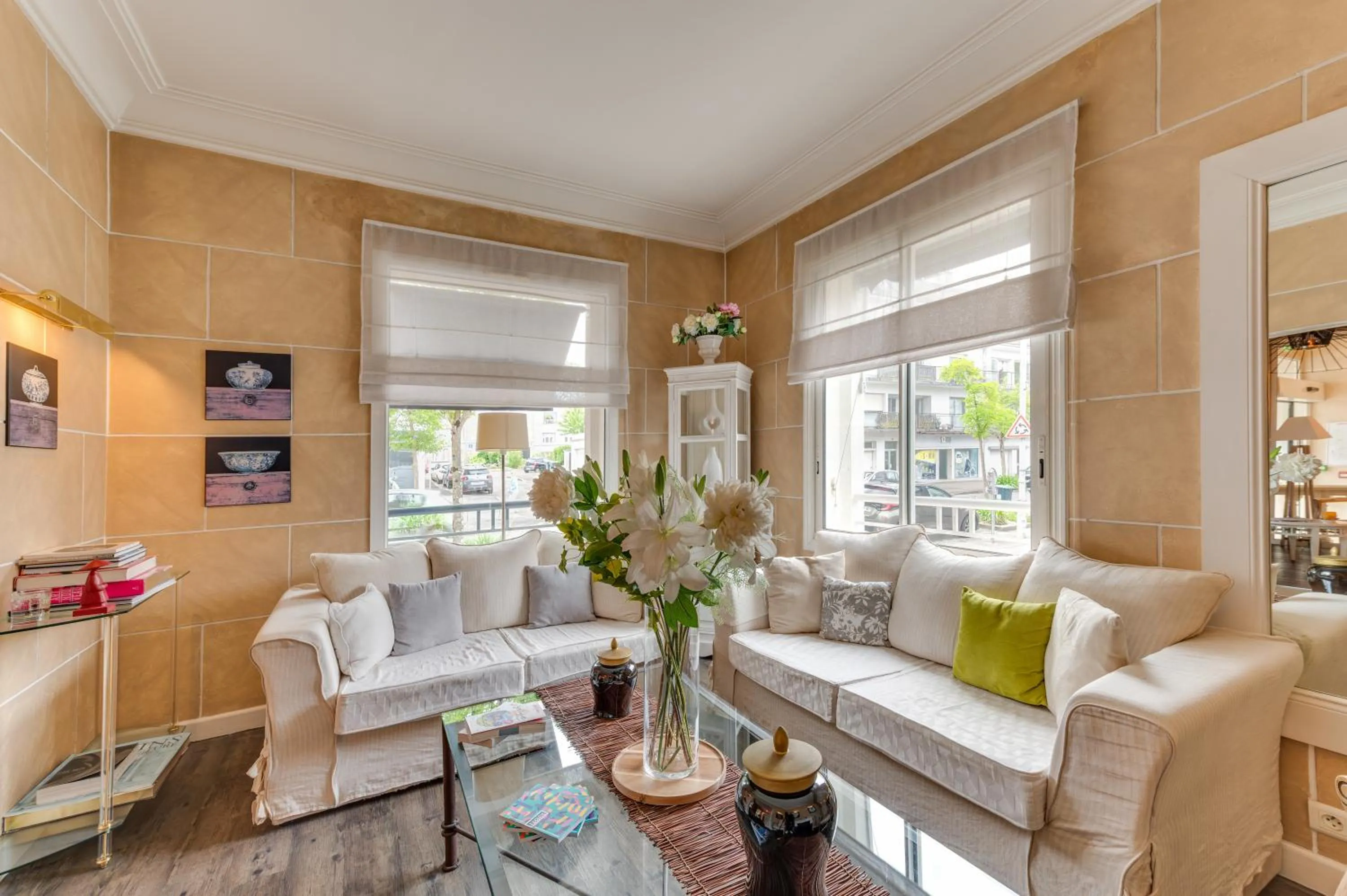 Lobby or reception in Brit Hôtel Confort Cléria Lorient Centre