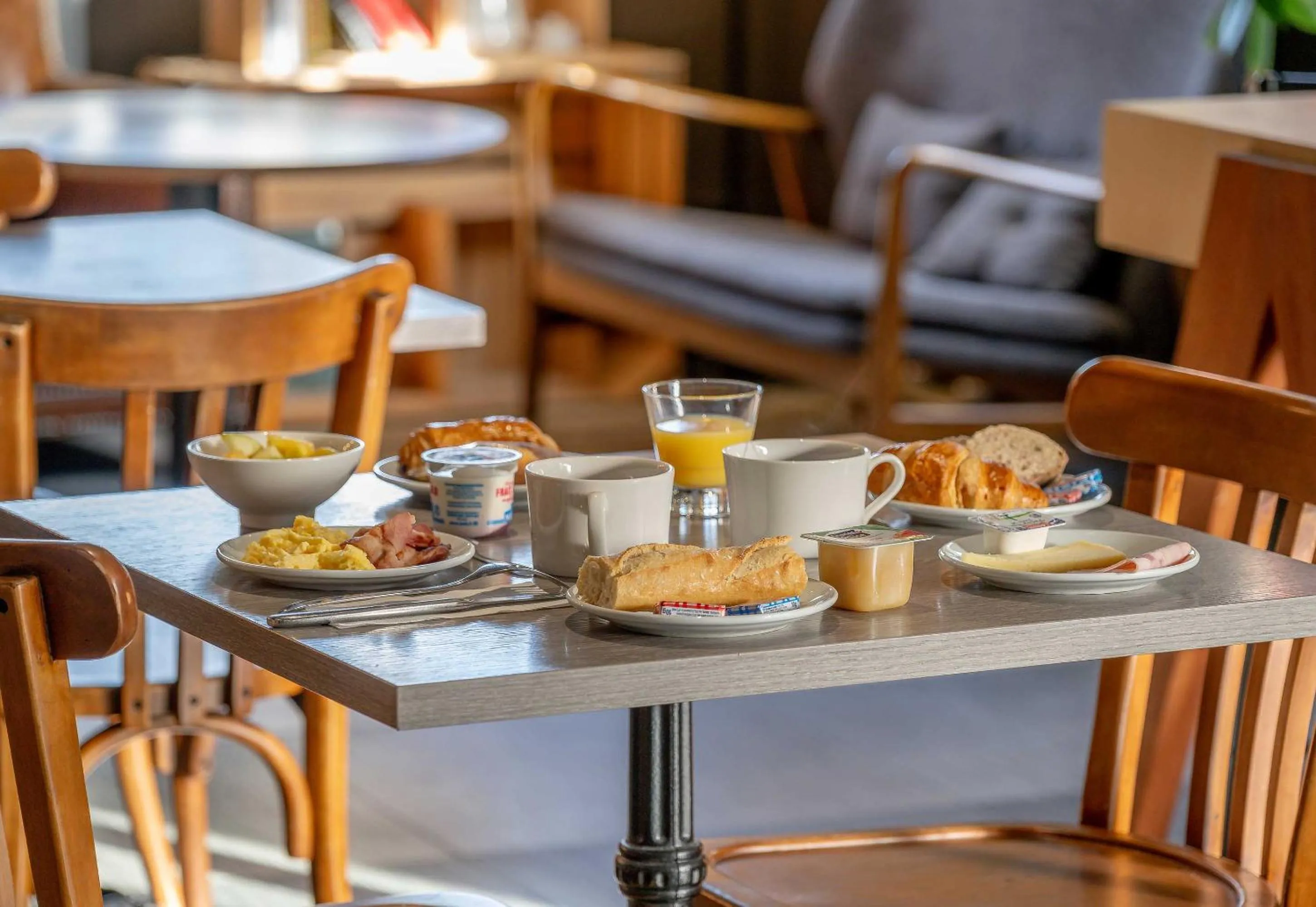 Food and drinks in ibis Bordeaux Mérignac