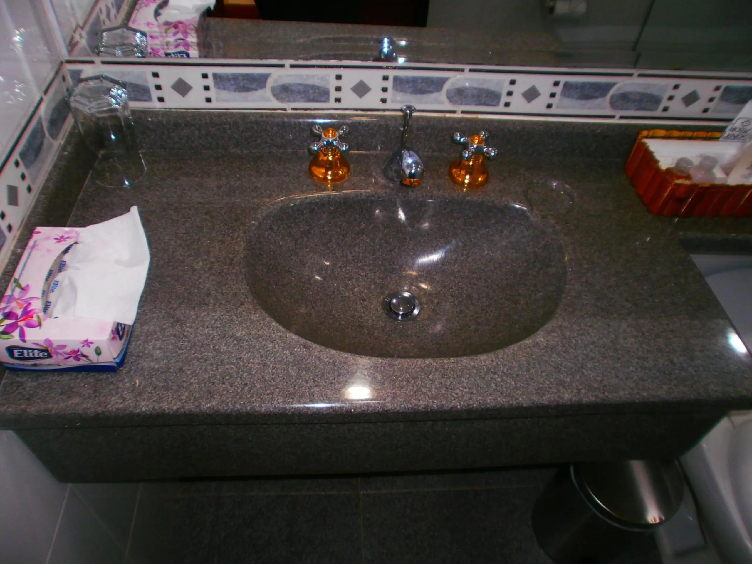 Bathroom in Hotel Splendor by Friends Company