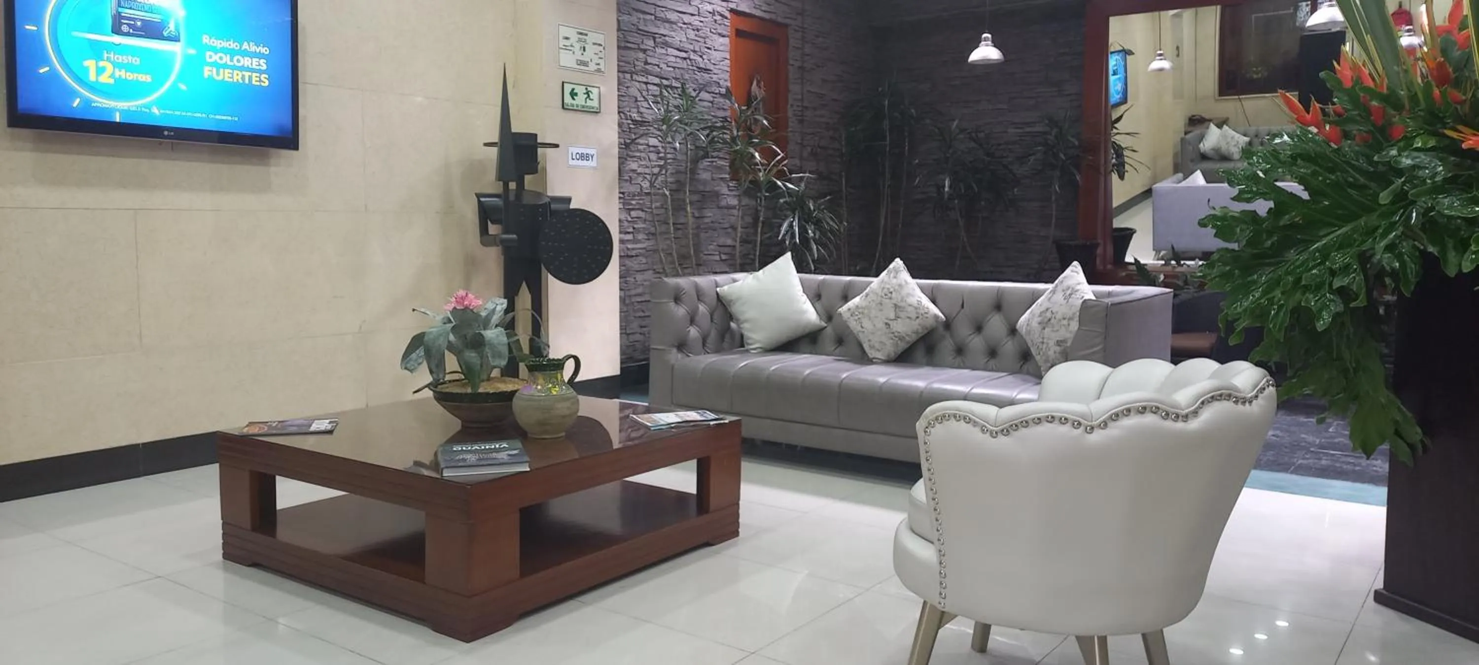 Lobby or reception in Hotel Splendor by Friends Company