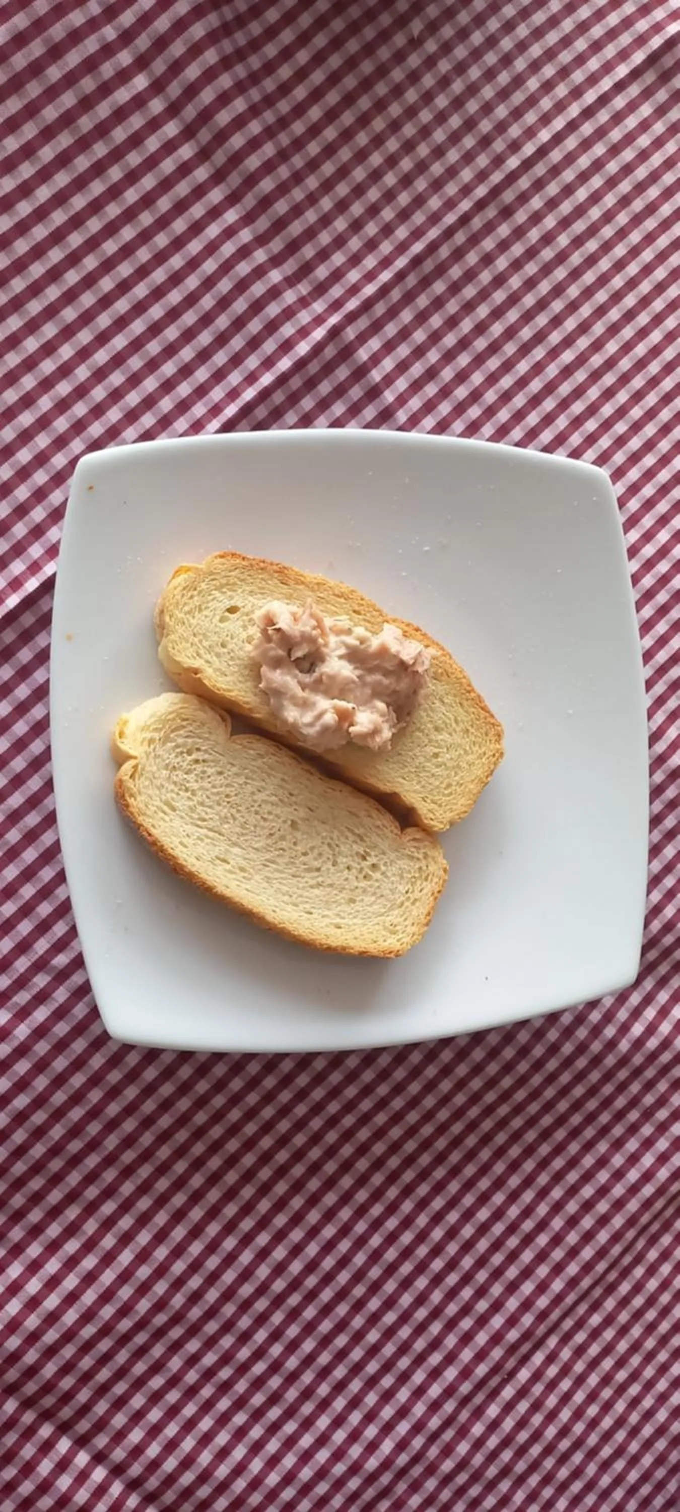 Breakfast in Hotel Splendor by Friends Company