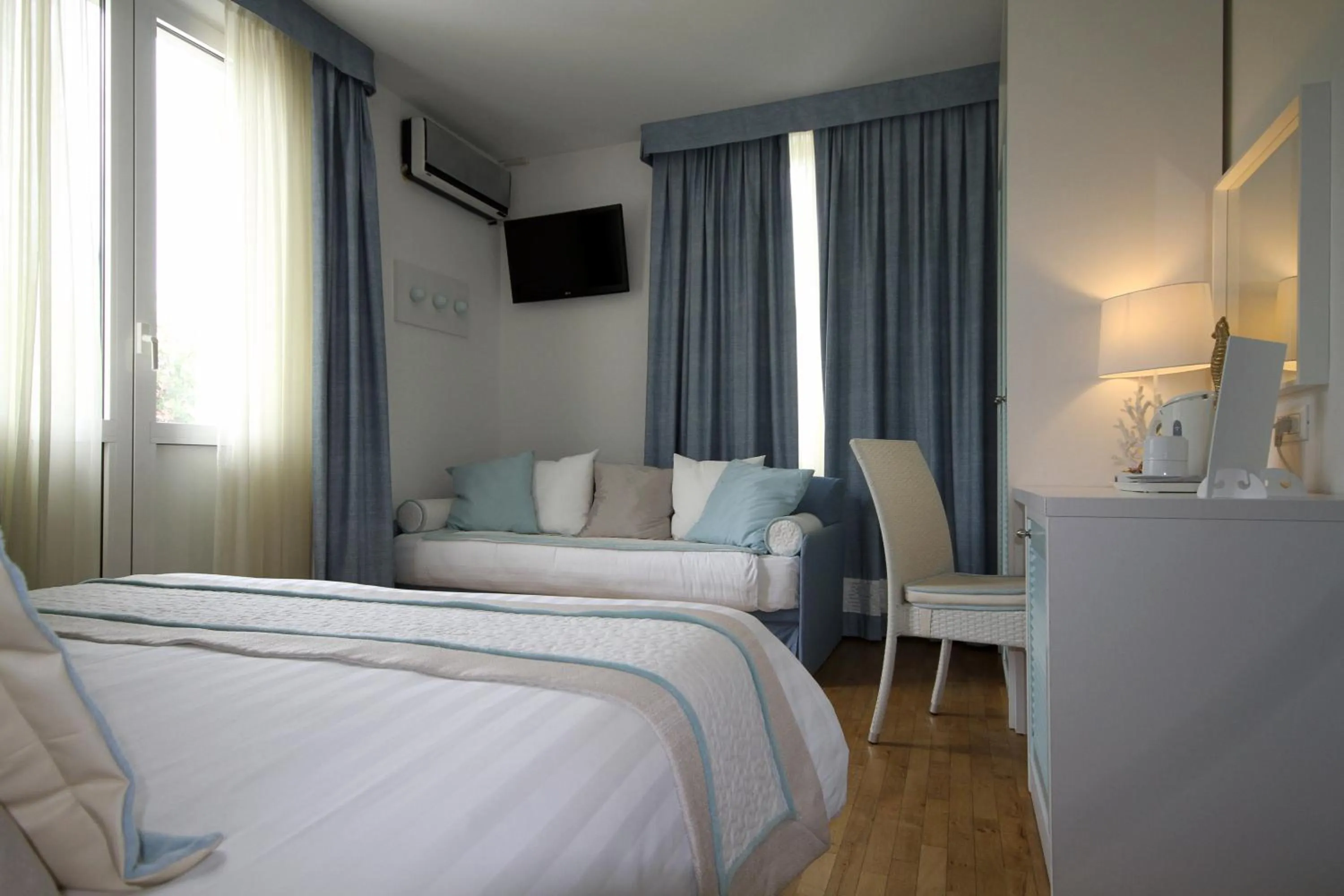 Shower in Raffaelli Villino Limoni