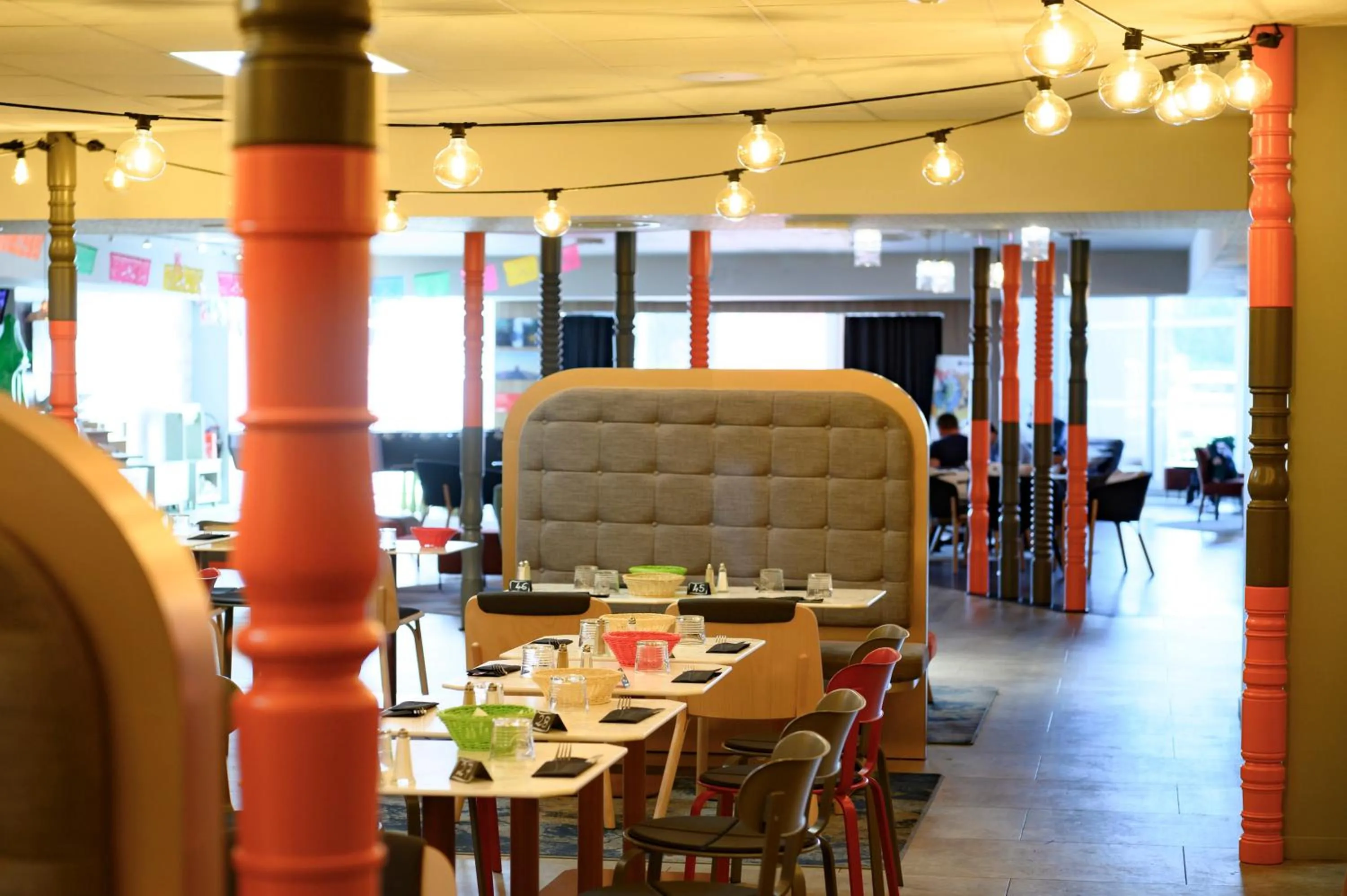 Restaurant/places to eat in Hôtel Mercure Lille Aéroport