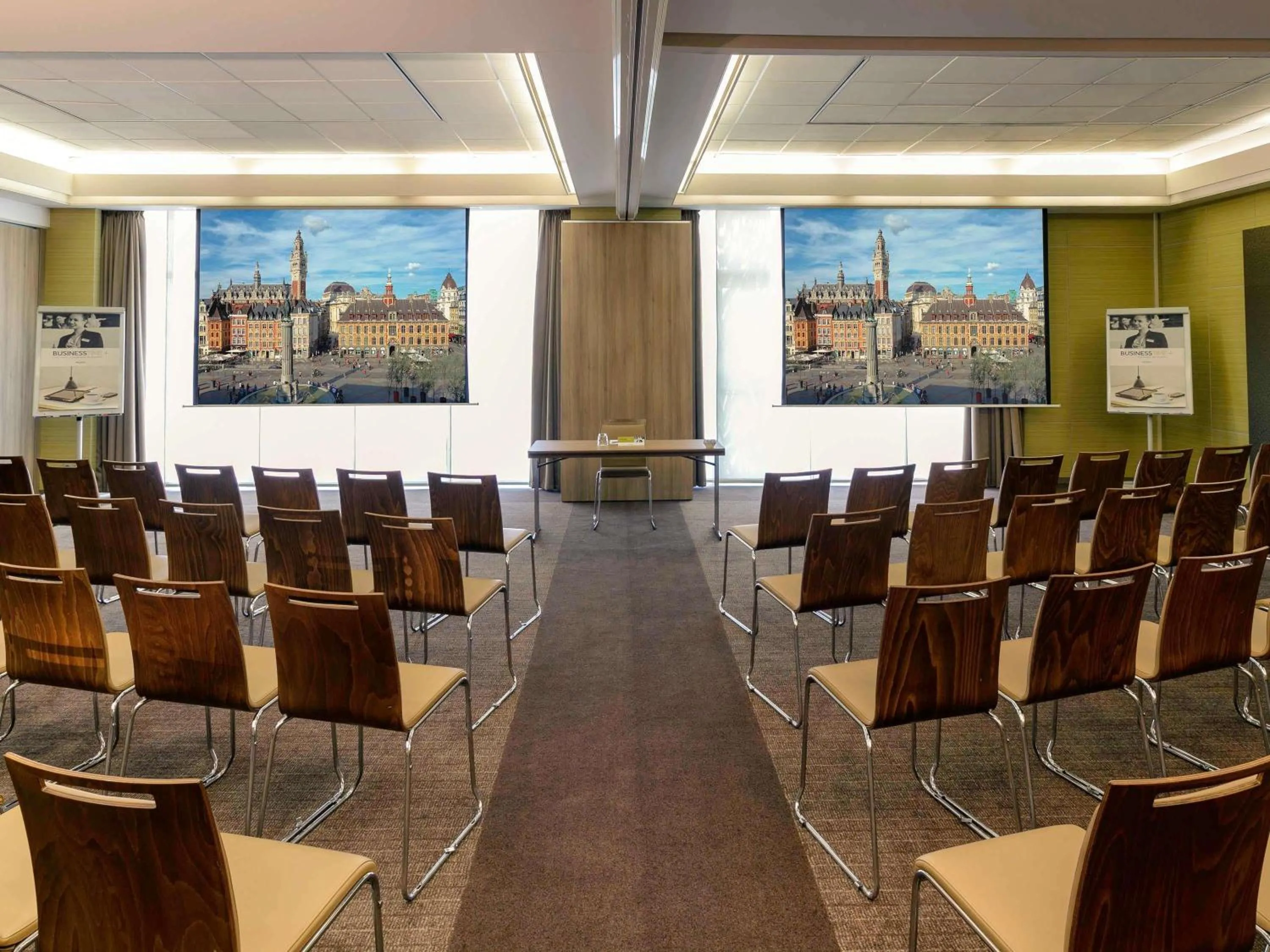 Meeting/conference room in Hôtel Mercure Lille Aéroport