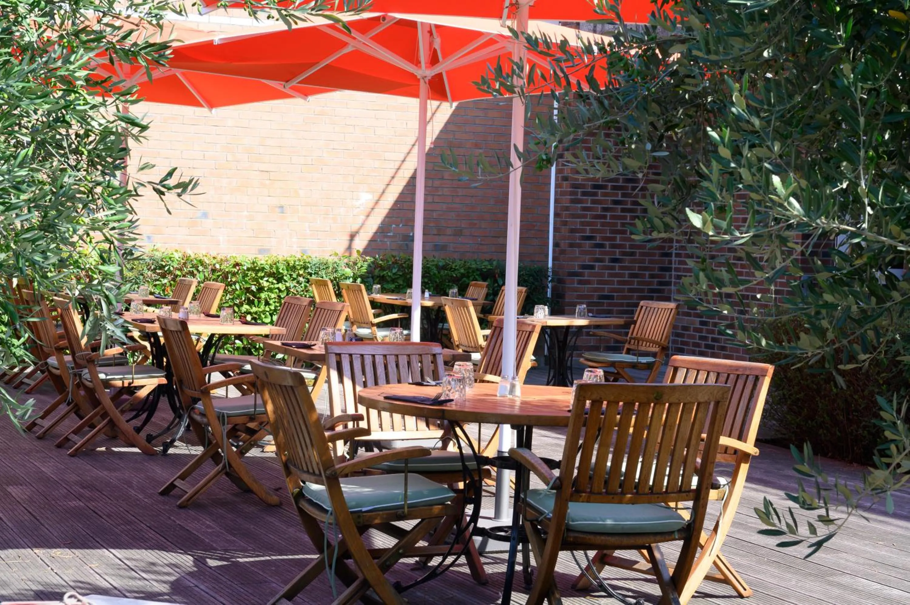 Restaurant/places to eat in Hôtel Mercure Lille Aéroport