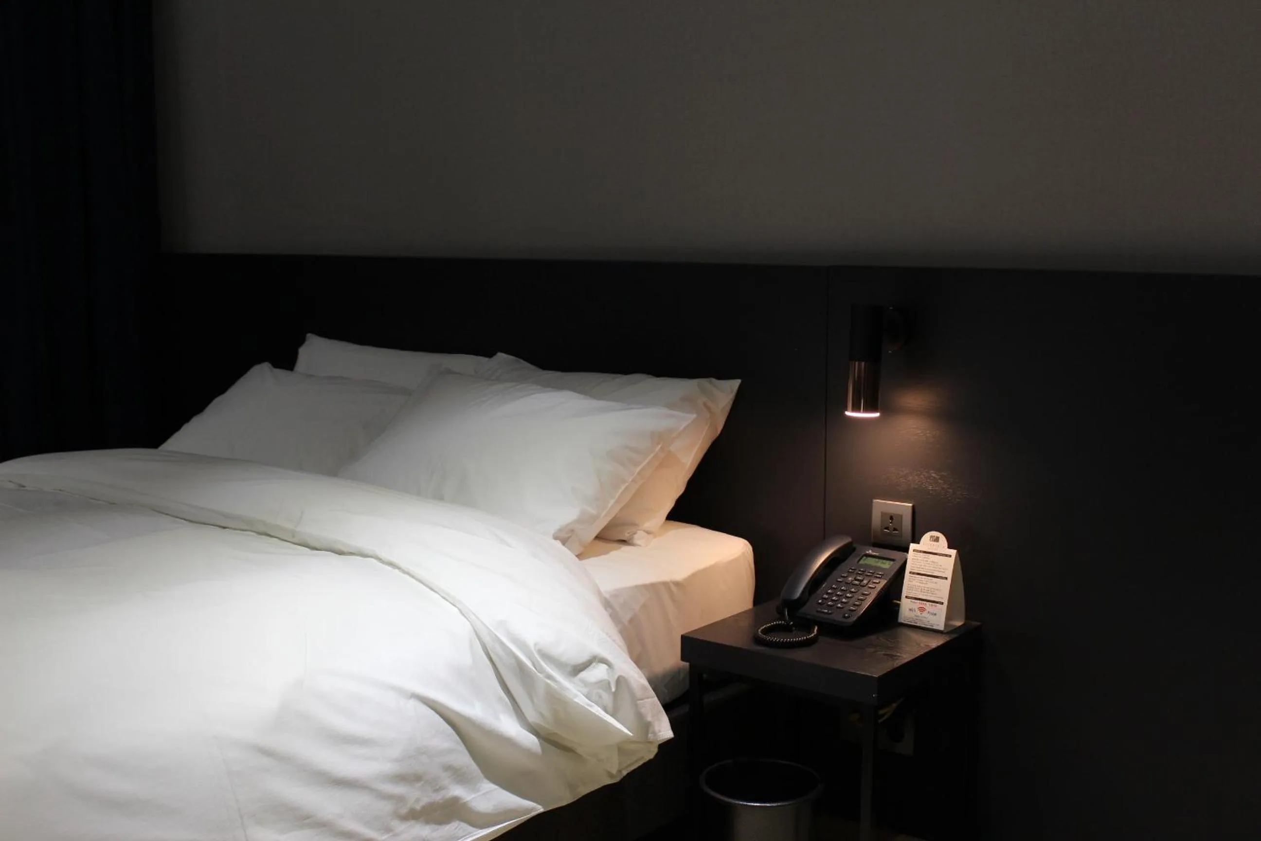 Bed in Rivertain Hotel Gyeongju