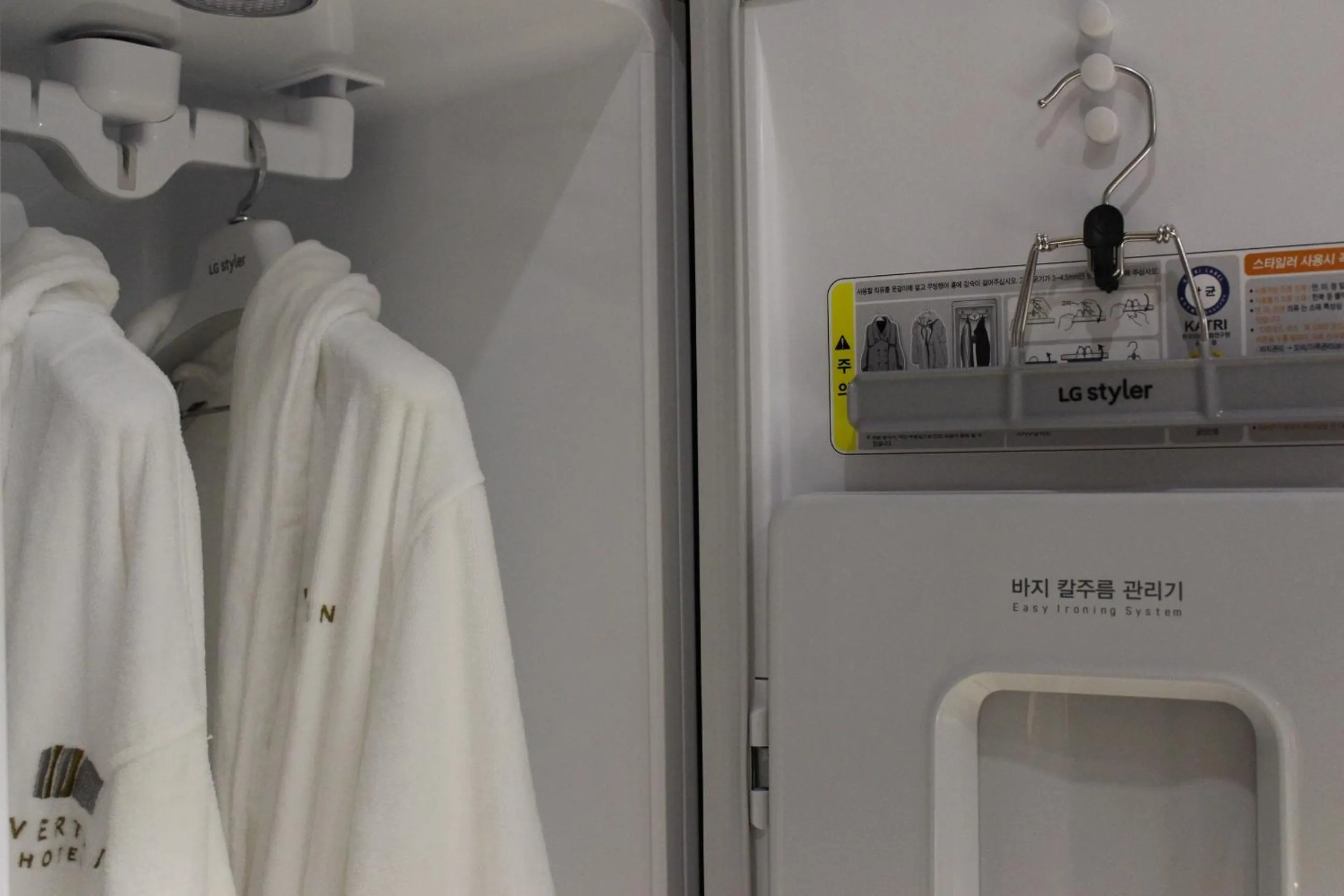 wardrobe in Rivertain Hotel Gyeongju