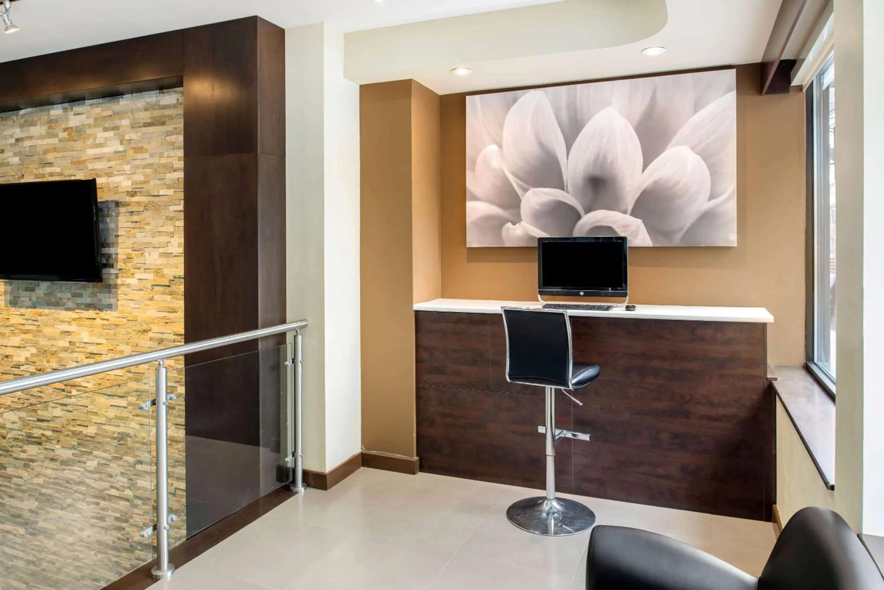 On site in La Quinta by Wyndham Oshawa