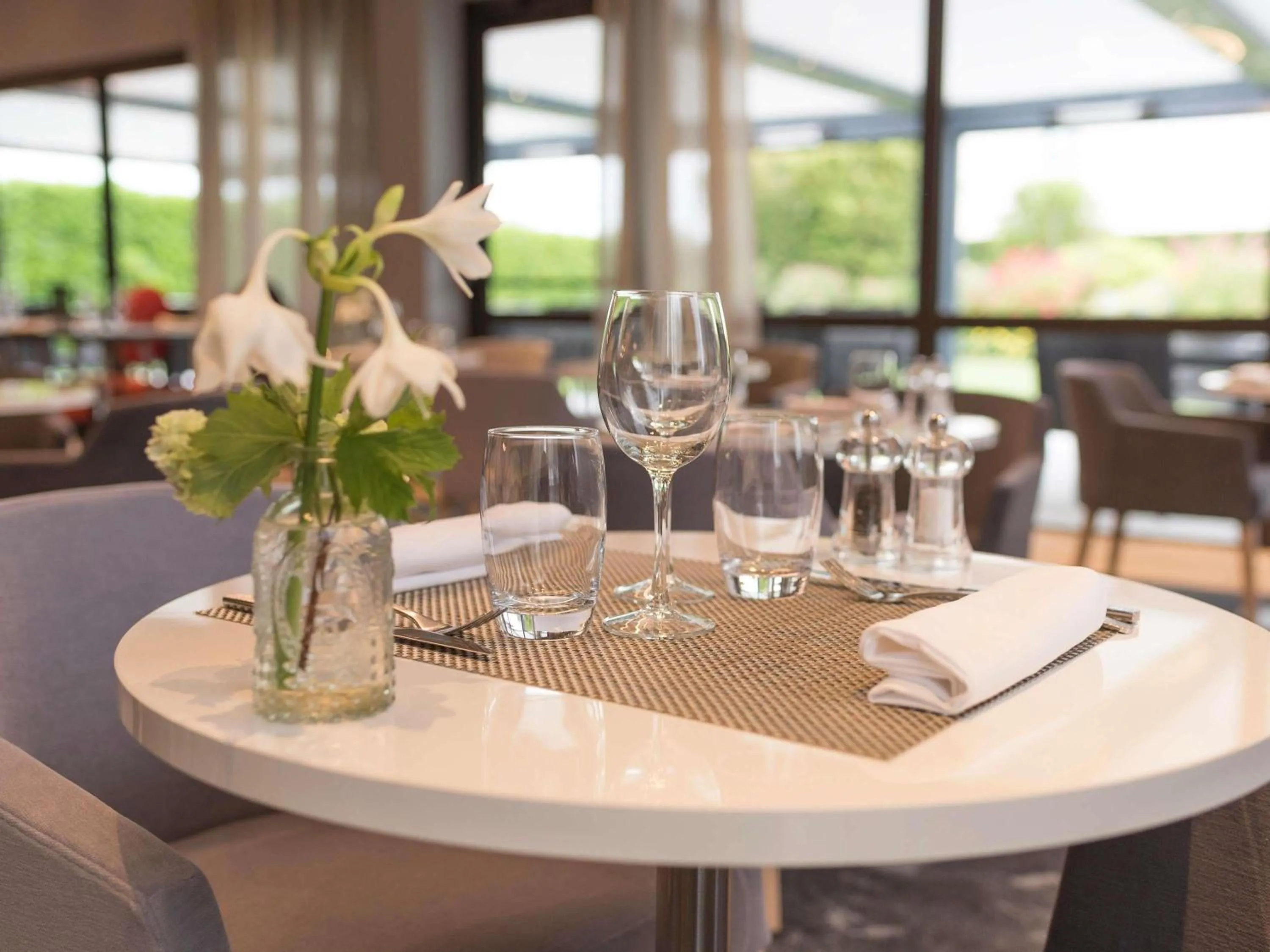 Restaurant/places to eat in Pullman Toulouse