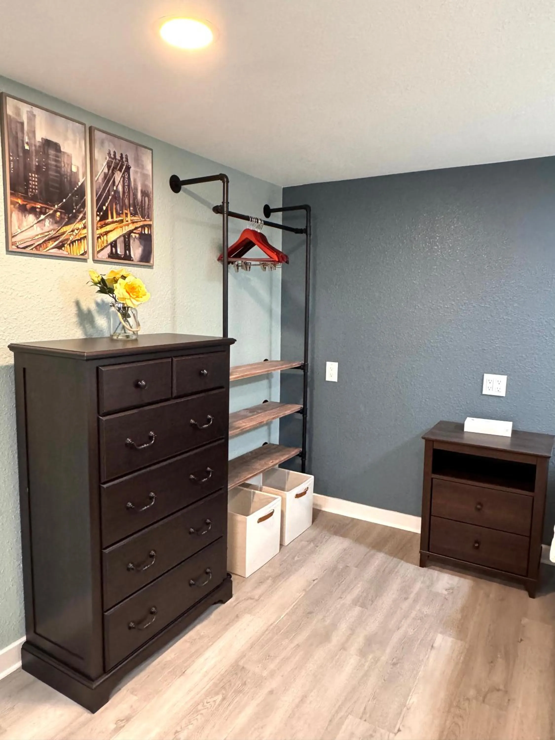 Annie Oakley Motel Oakley