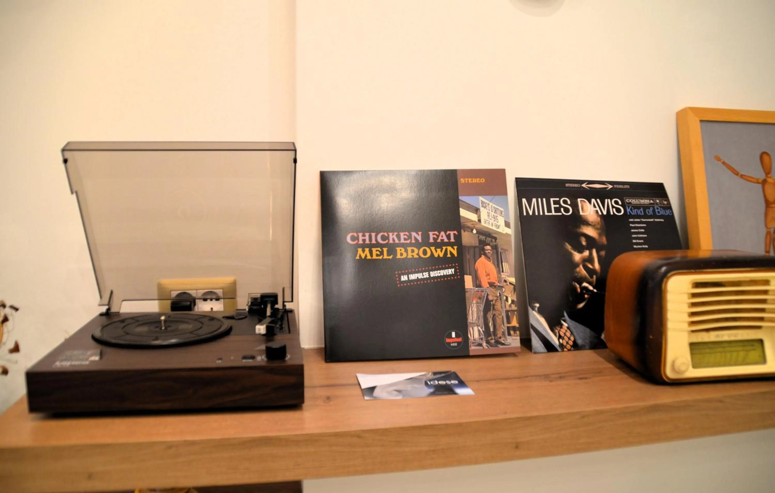 Communal lounge/ TV room in La Locanda d'Oro