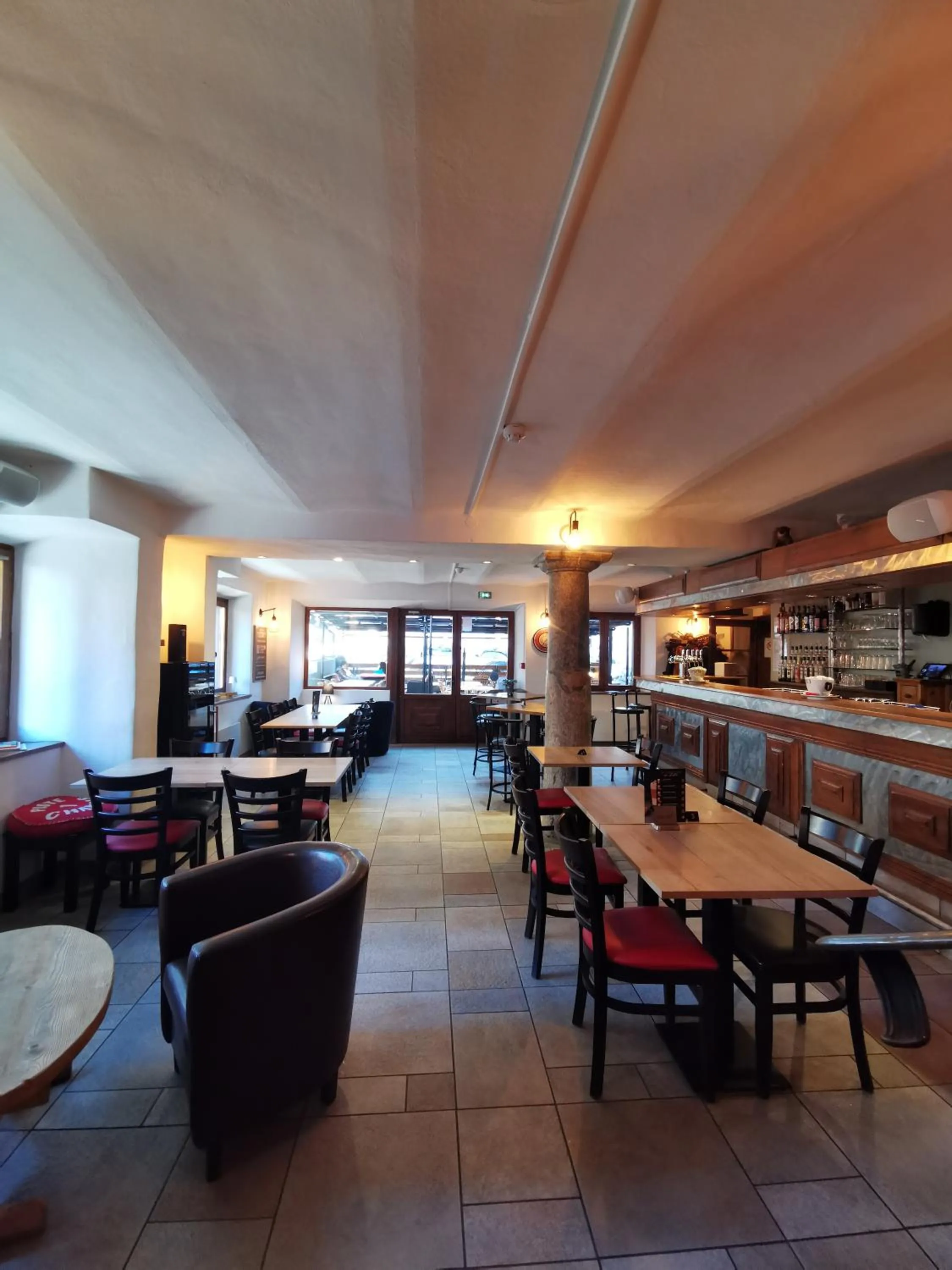 Hôtel Restaurant Angival - Chambres et Appartement