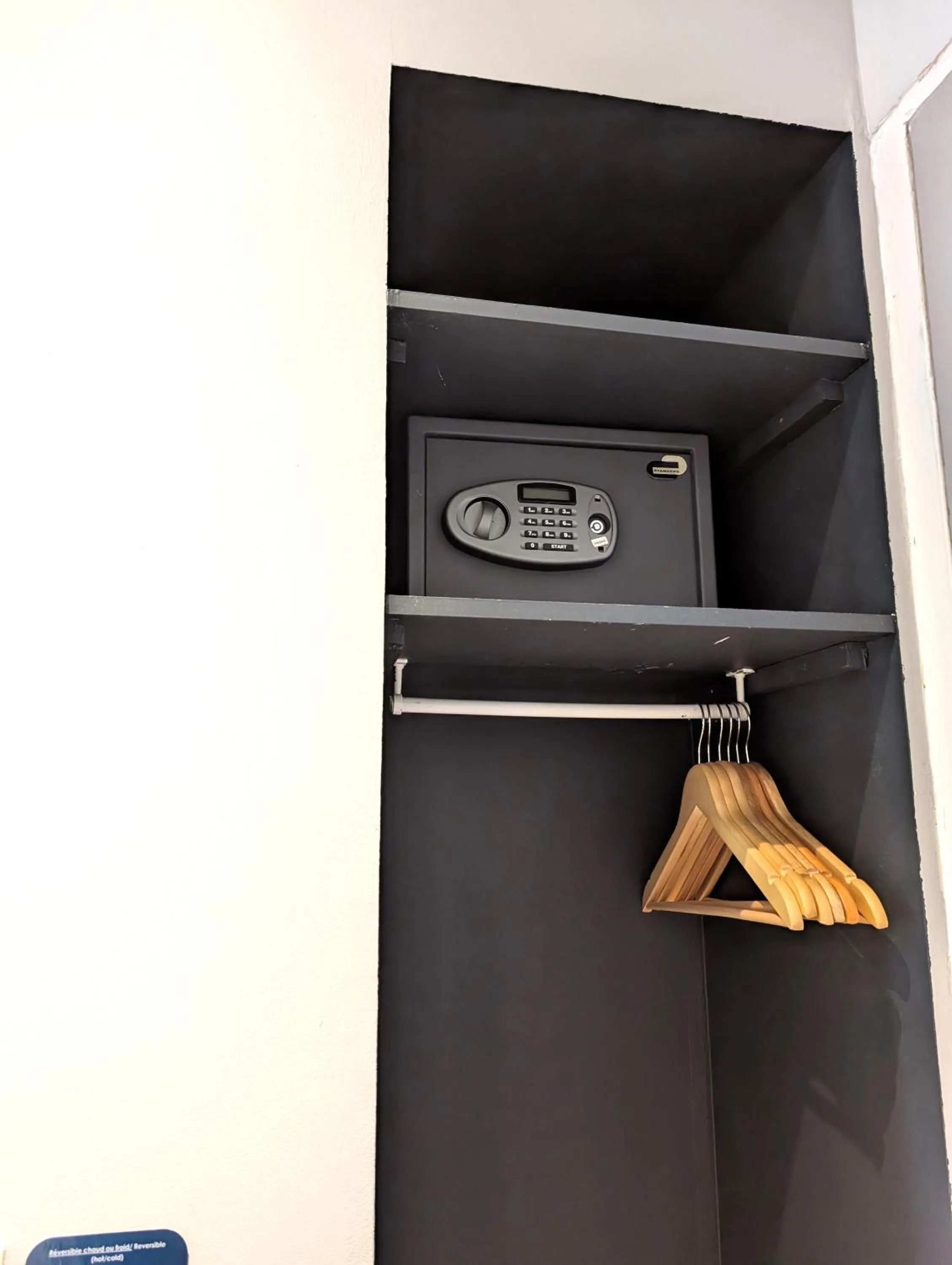 storage in H33 Hôtel