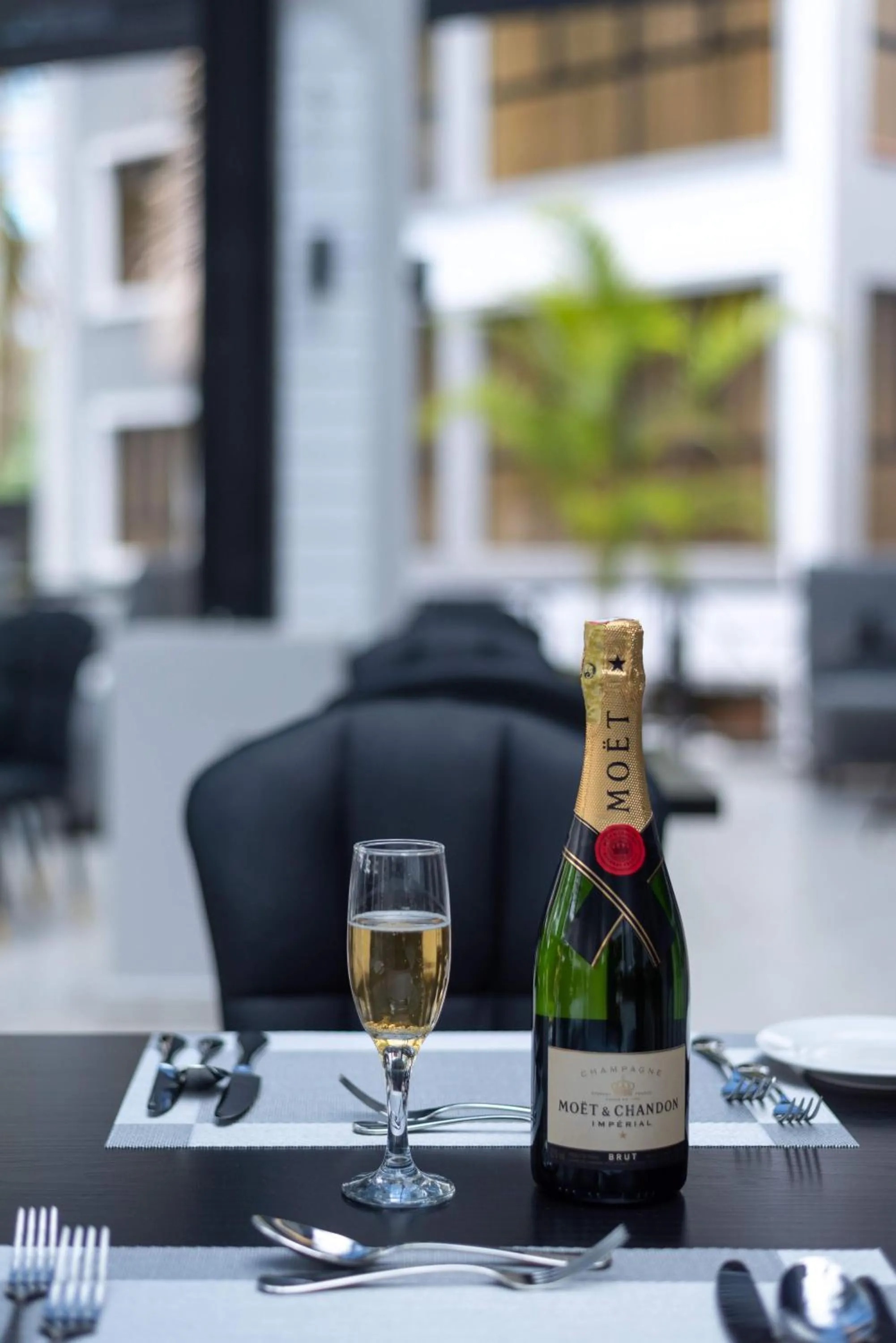 Lounge or bar in CySuites Apartment Hotel