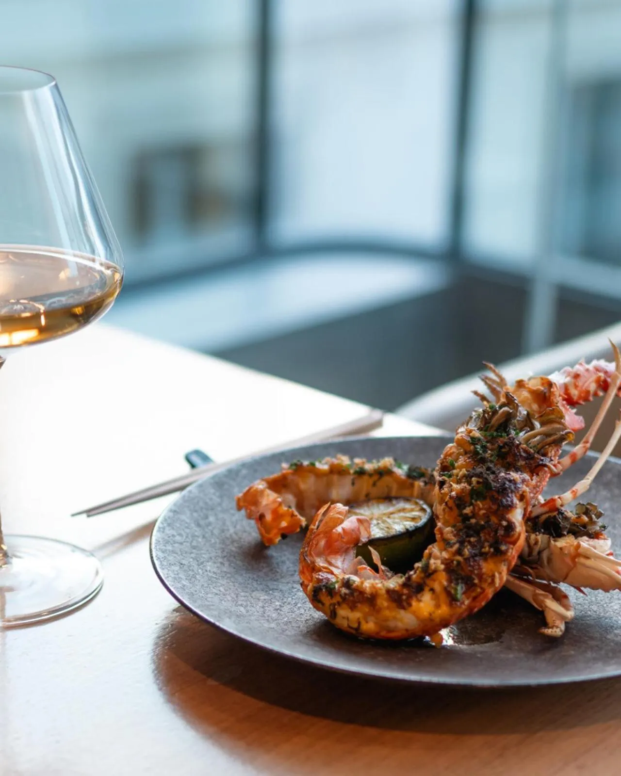 Restaurant/places to eat in Four Seasons Hotel des Bergues Geneva