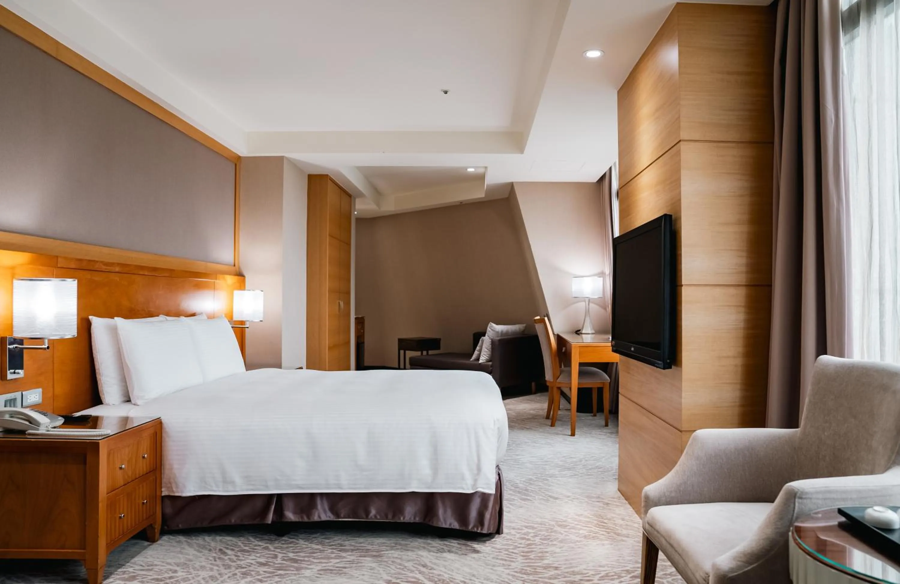 Bedroom, Bed in Arsma Hotel