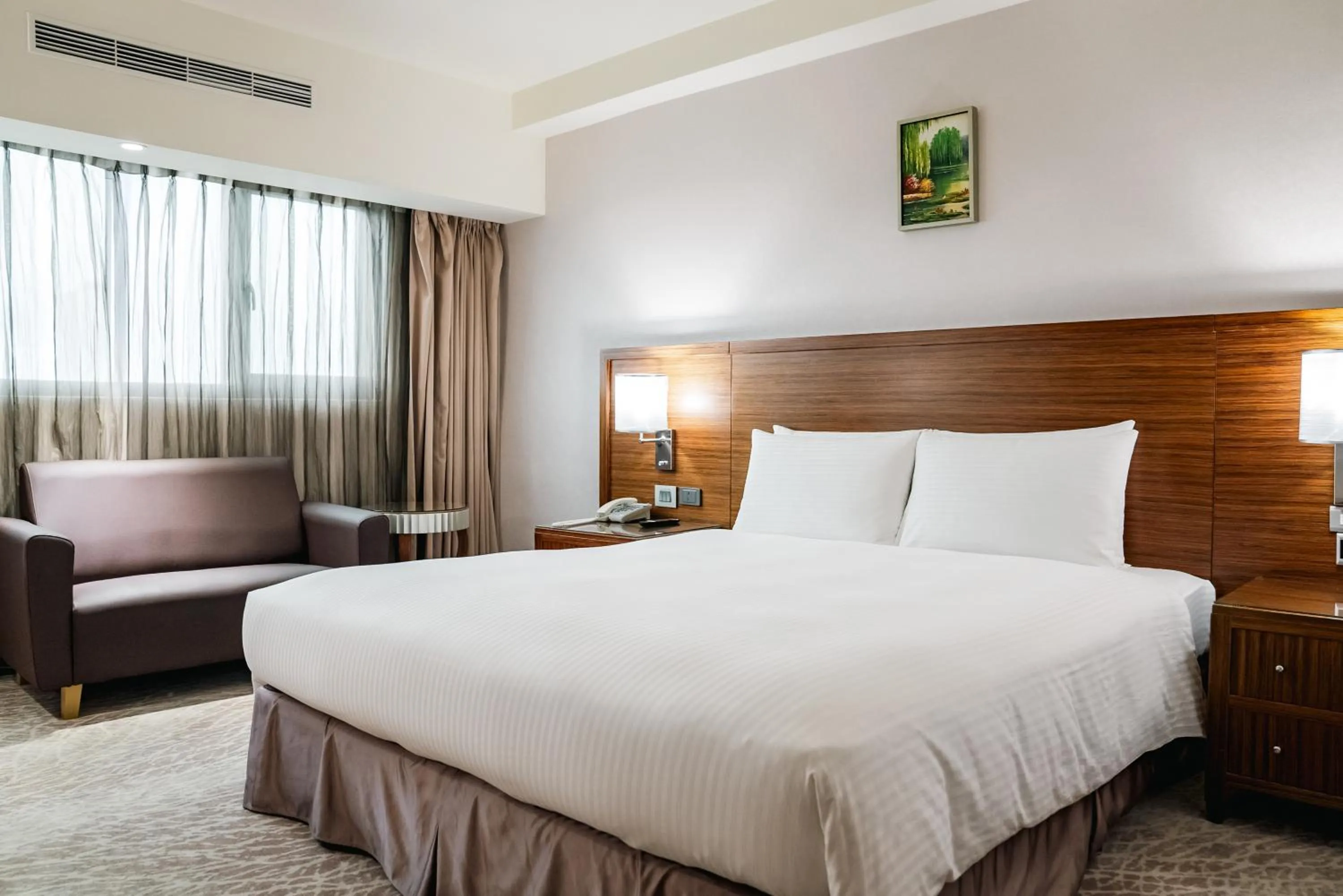 Bedroom, Bed in Arsma Hotel