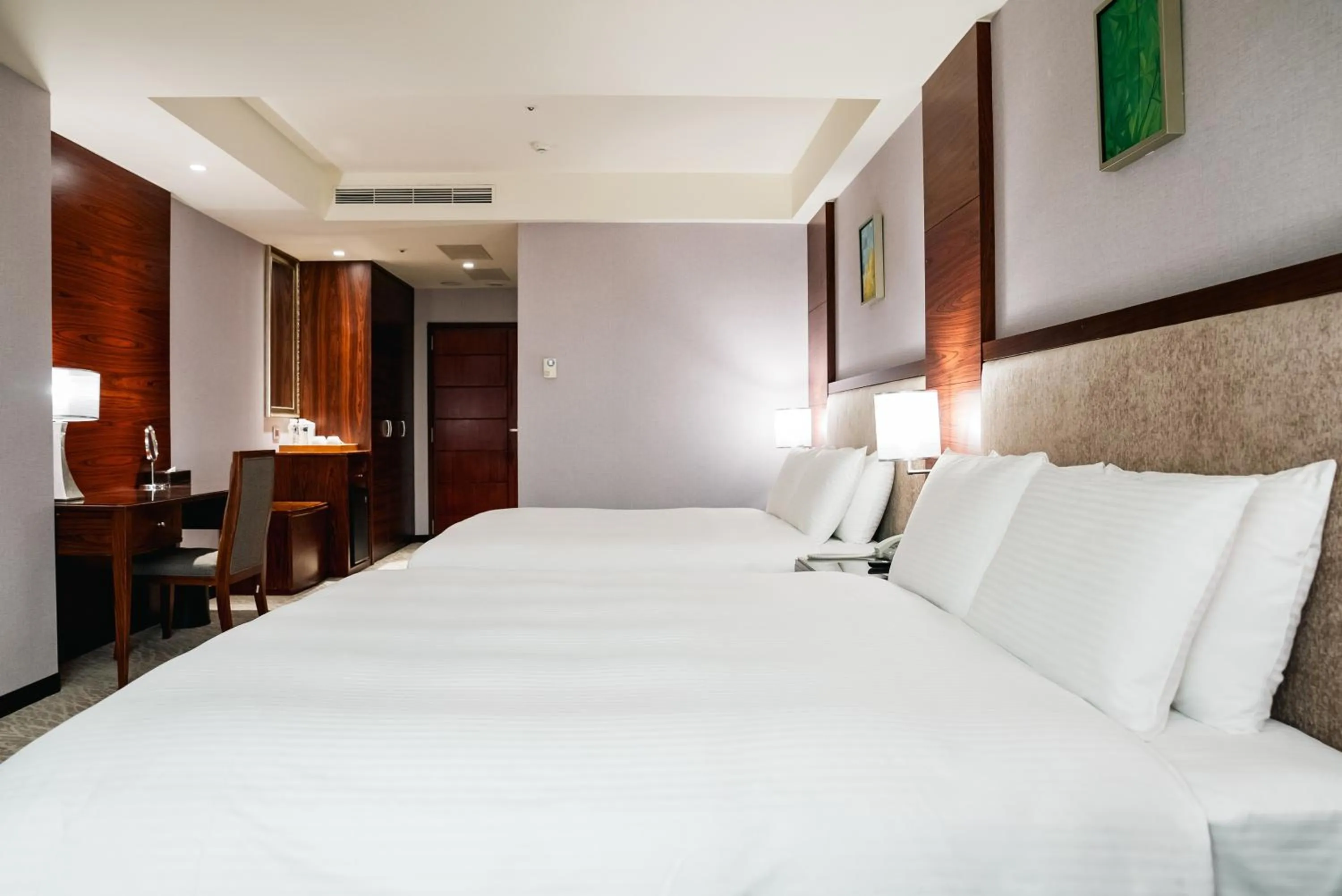 Bedroom, Bed in Arsma Hotel