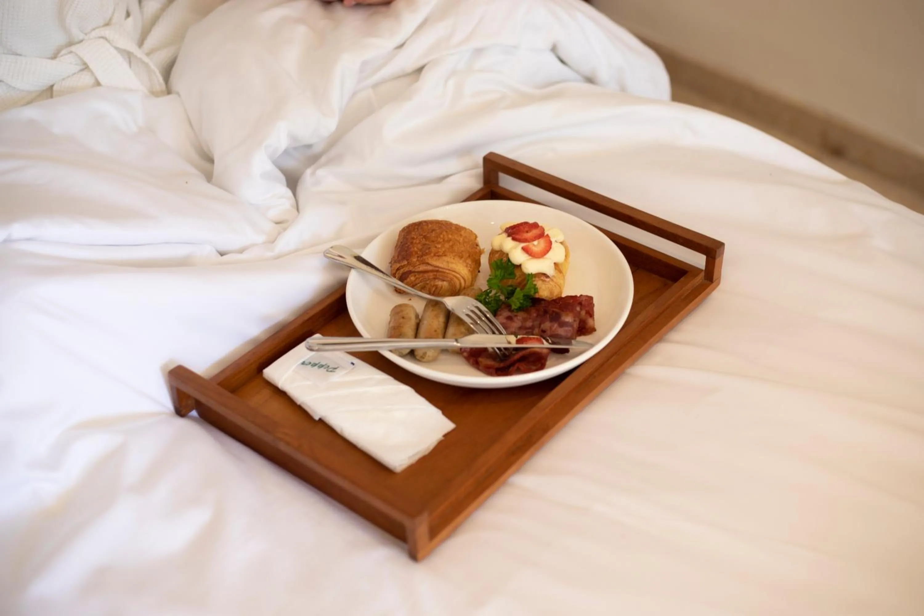 room service, Bed in Royal Suites at The Bandha