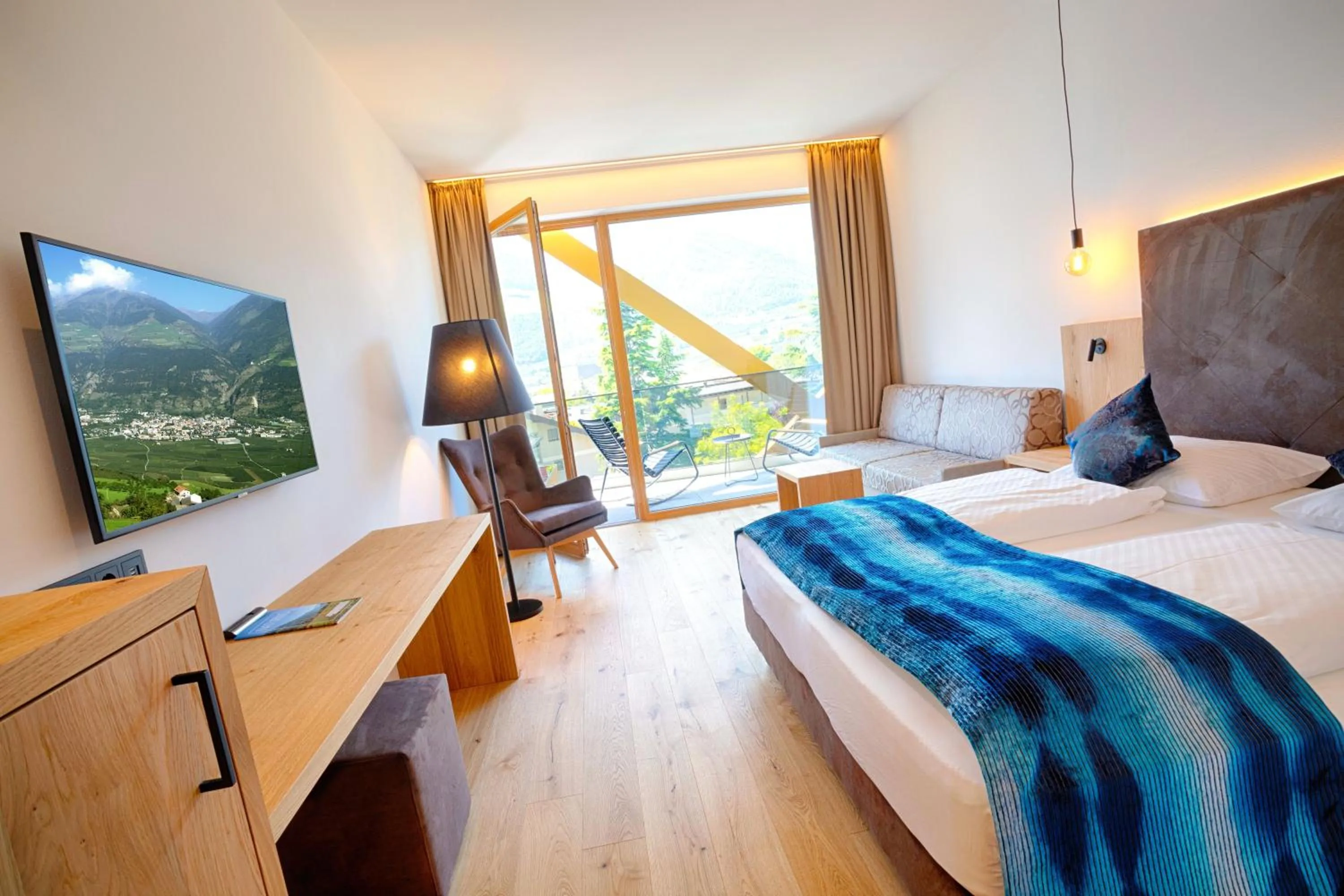 Bed in Genusshotel Diamant