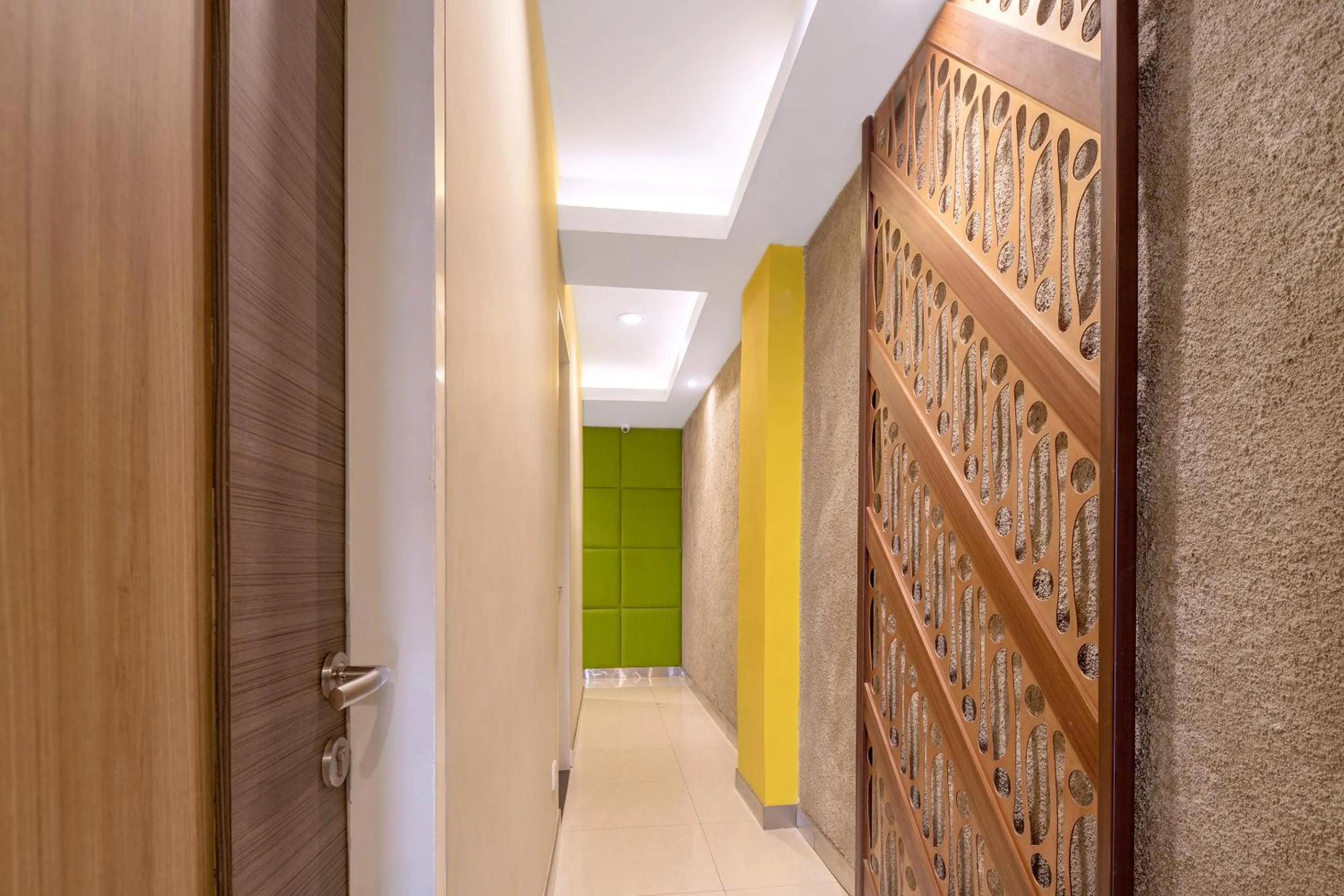 Other in Capital O 1121 Orienchi 2