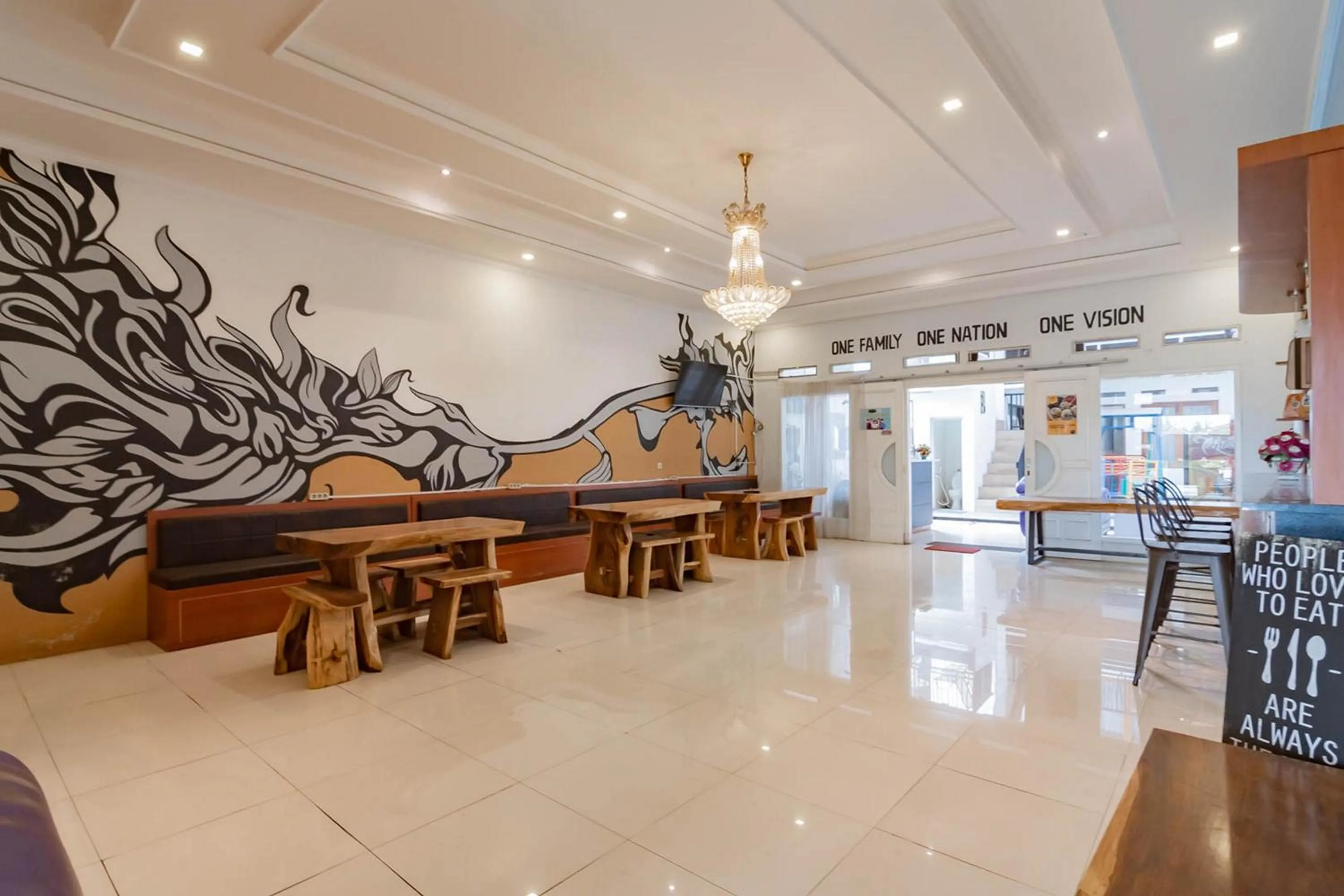 Lobby or reception in Urbanview Hotel One Family Maribaya by RedDoorz