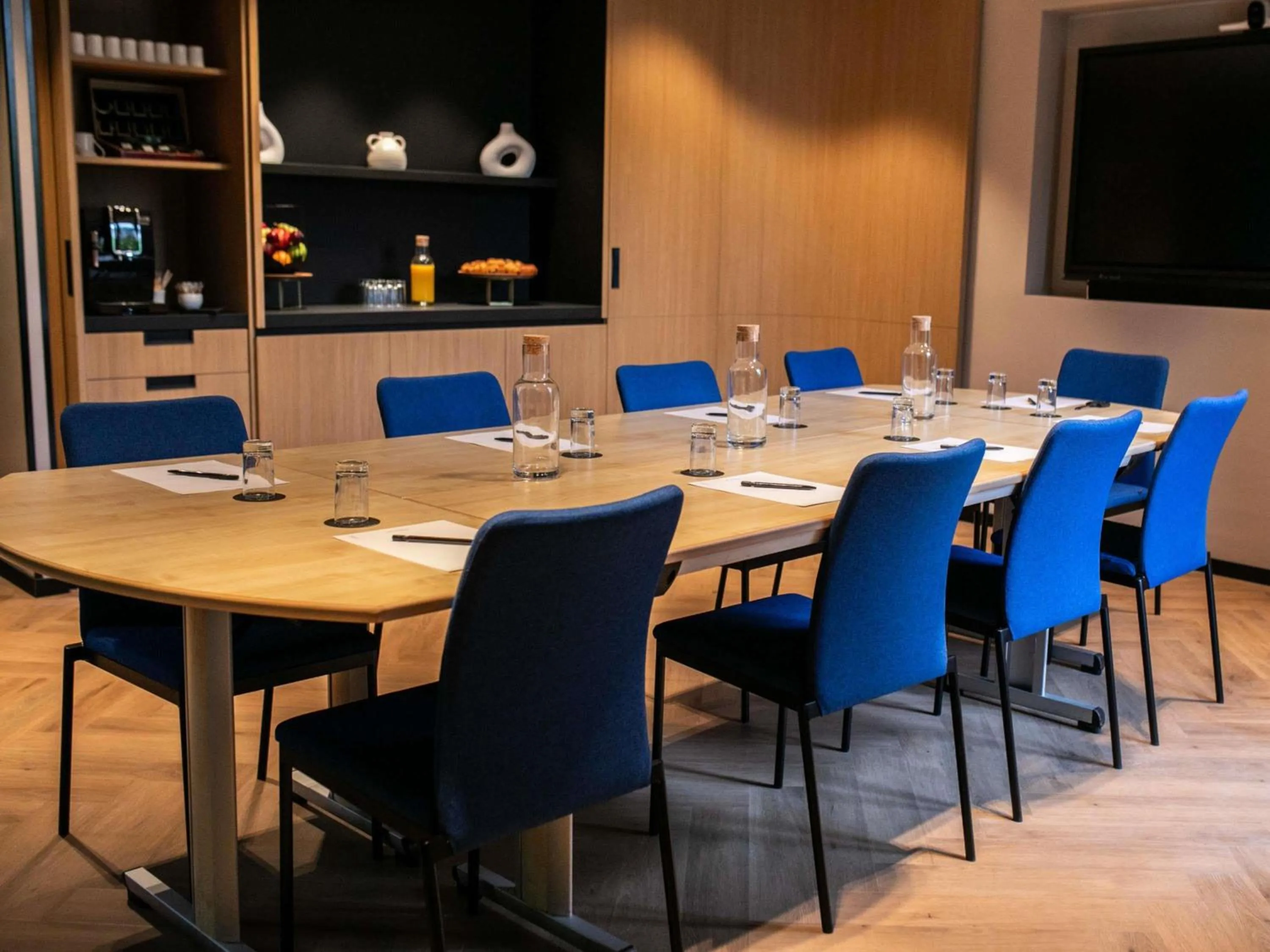 Meeting/conference room in Grand Hôtel La Cloche Dijon - MGallery Collection