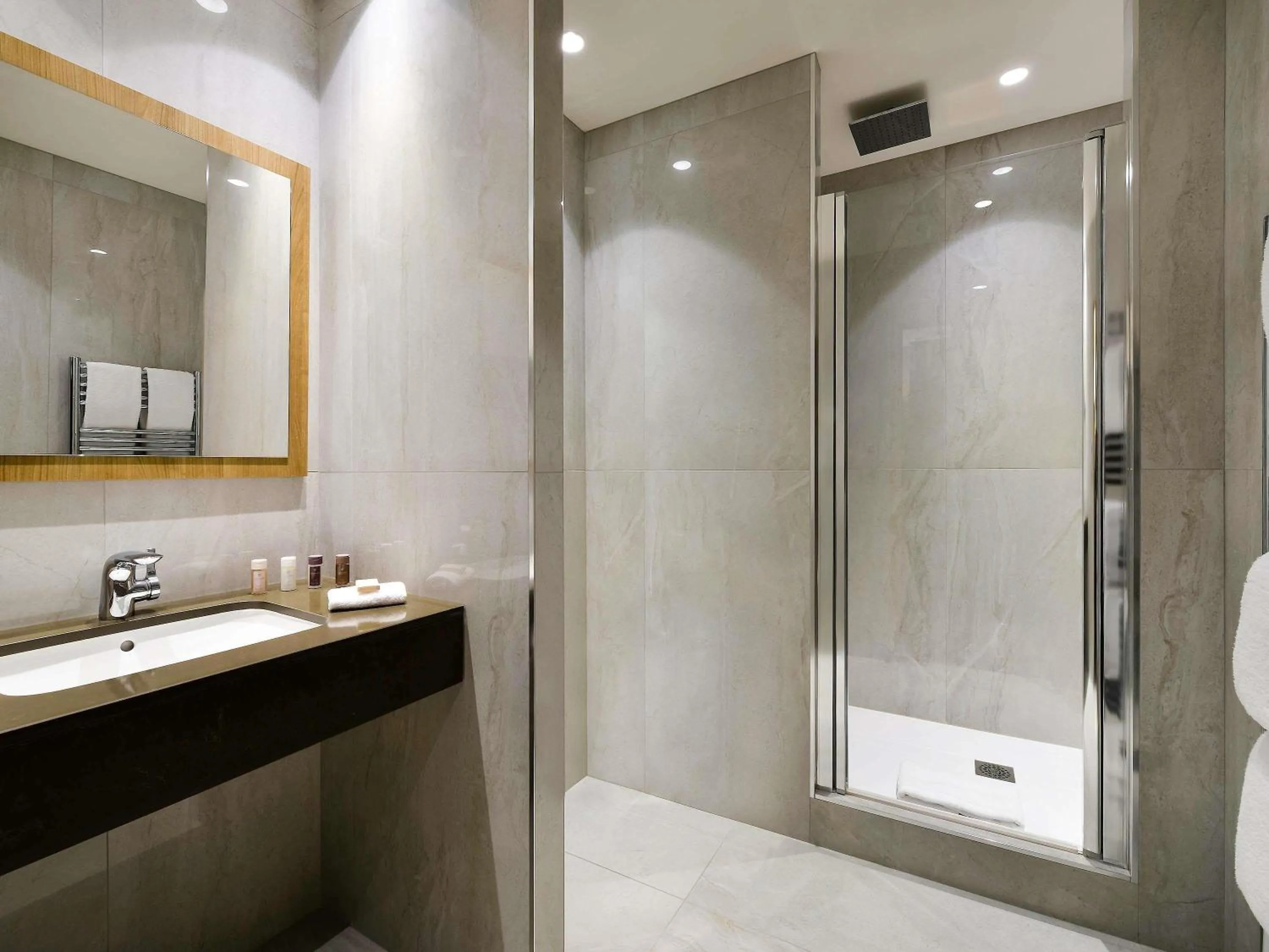 Bedroom in Grand Hôtel La Cloche Dijon - MGallery Collection