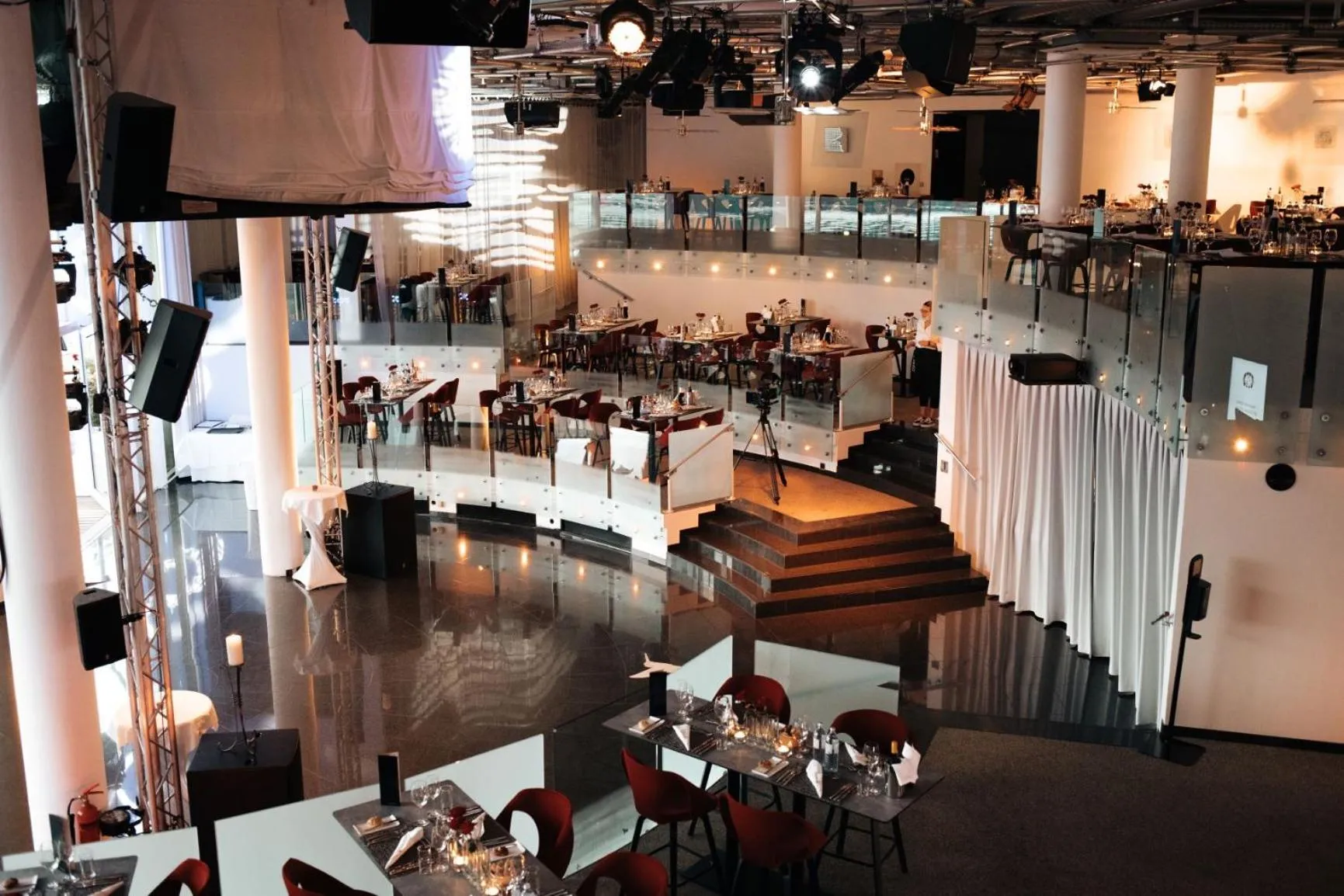 Restaurant/places to eat in Scalaria Sunset Wing