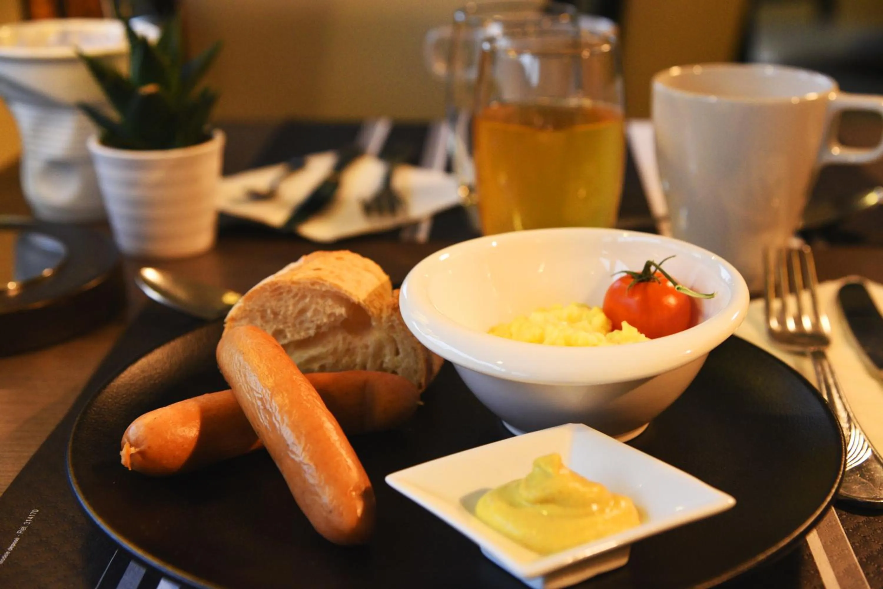 Breakfast in The Originals Boutique, Hôtel-Restaurant d'Alsace, Strasbourg Sud