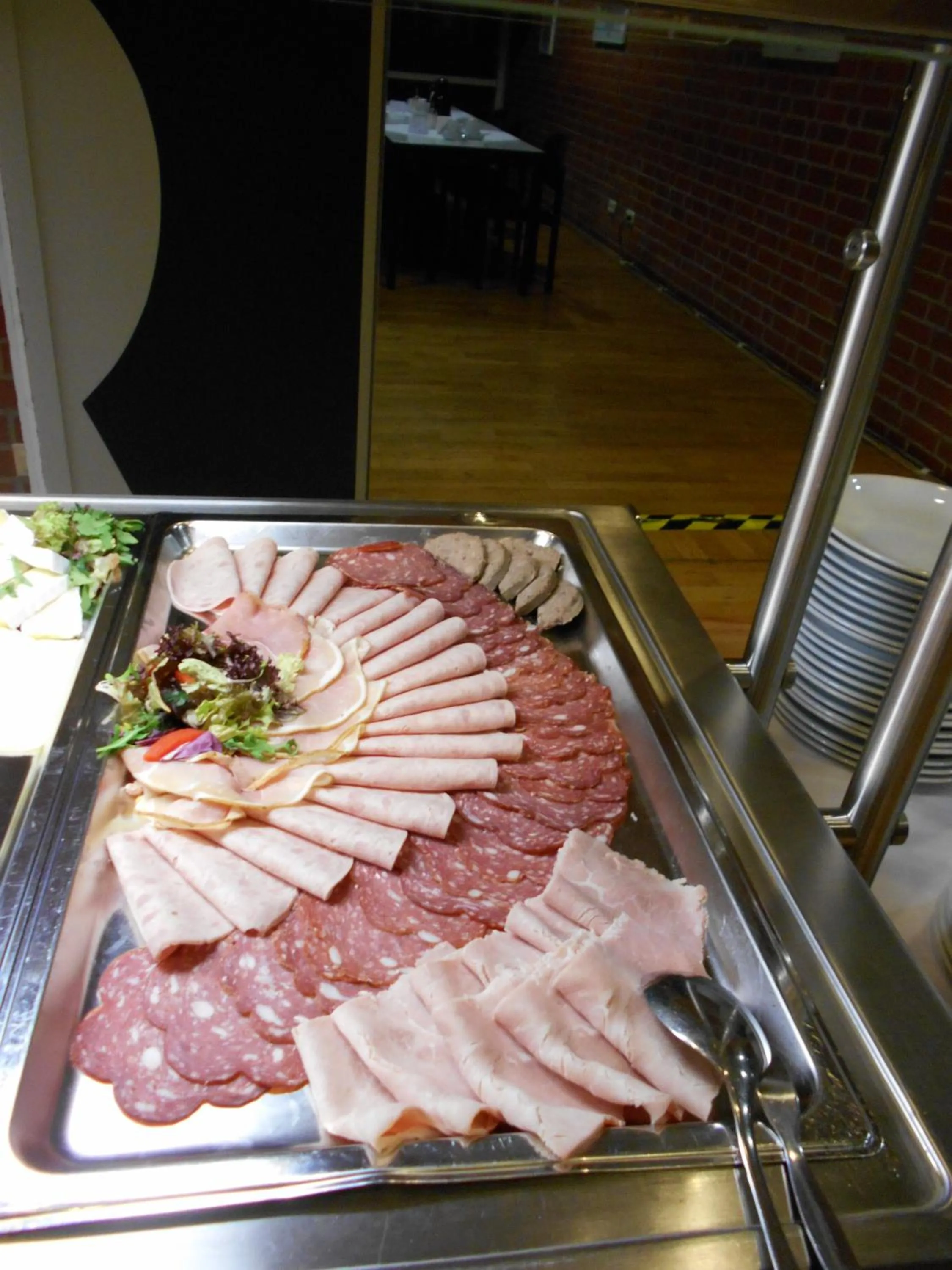 Buffet breakfast in Jugendherberge Bonn