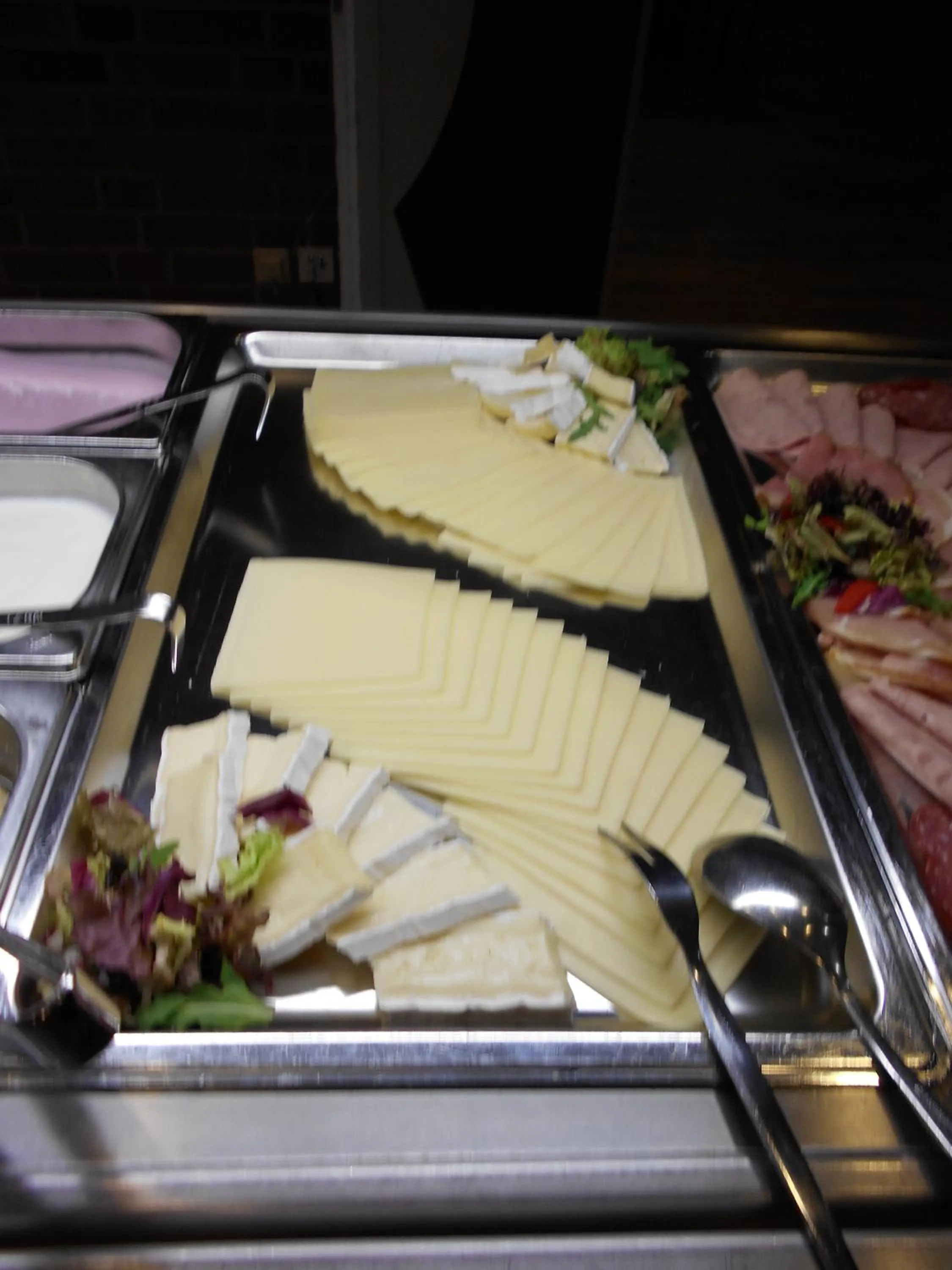 Buffet breakfast in Jugendherberge Bonn