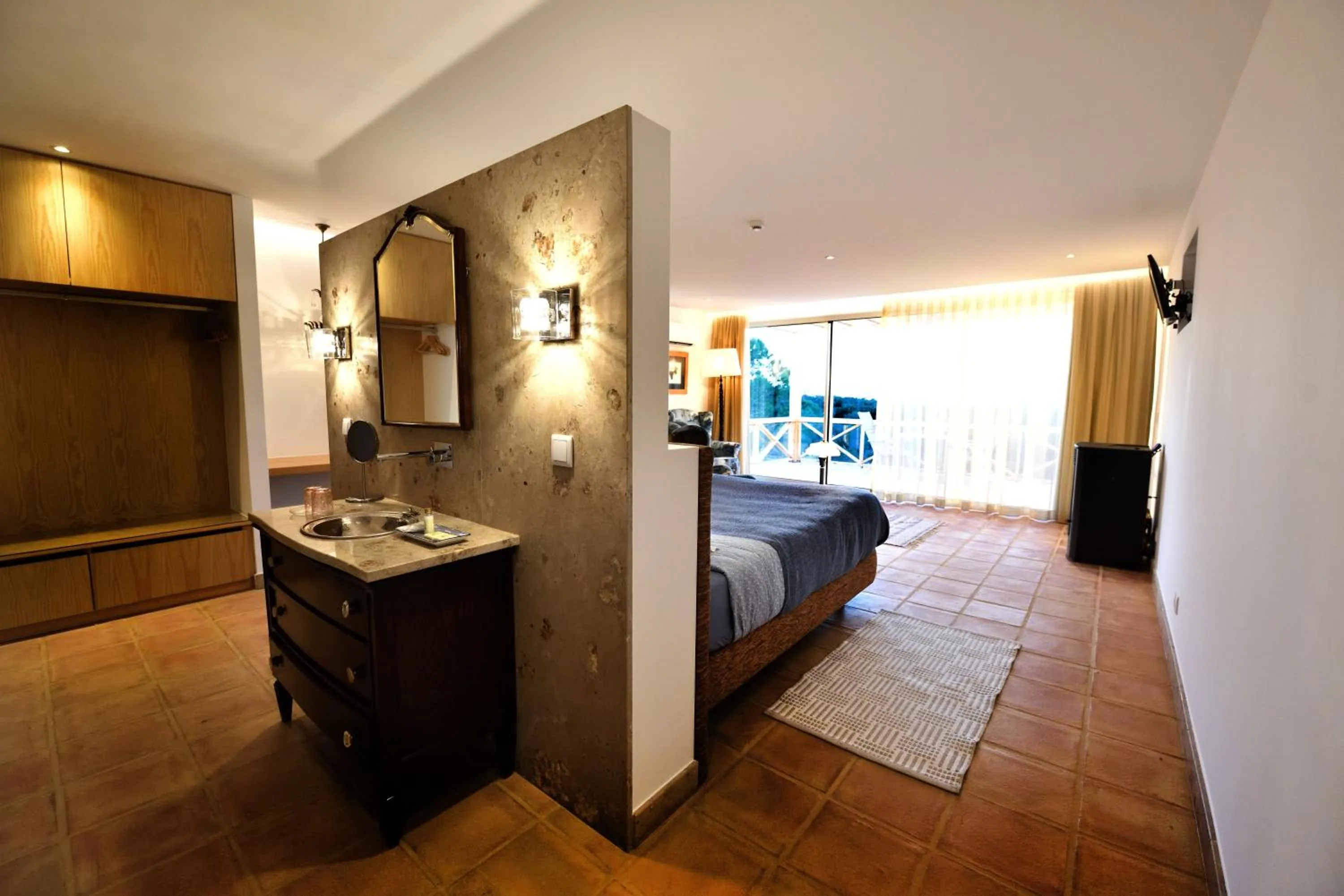 Photo of the whole room, Bed in A Serenada Enoturismo