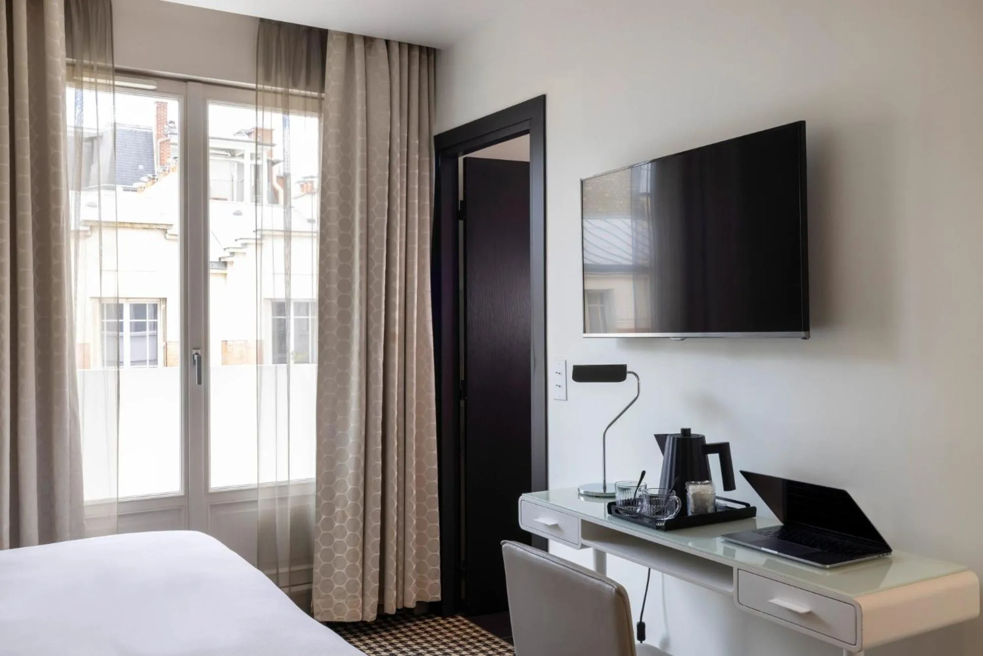 Bedroom, Bed in Hôtel Félicien & Spa