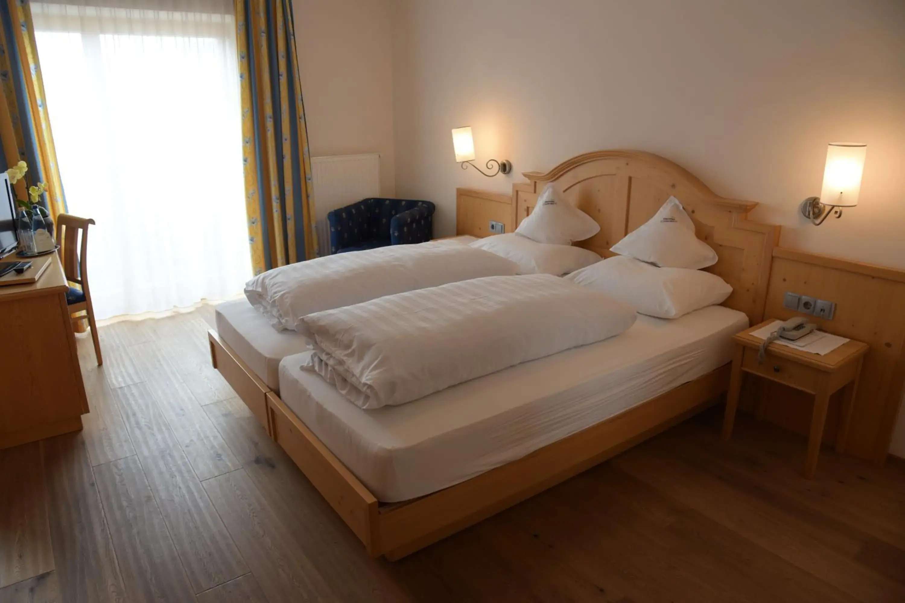 Double Room in Oberwirt Weisses Kreuz Double Room in Oberwirt Weisses Kreuz