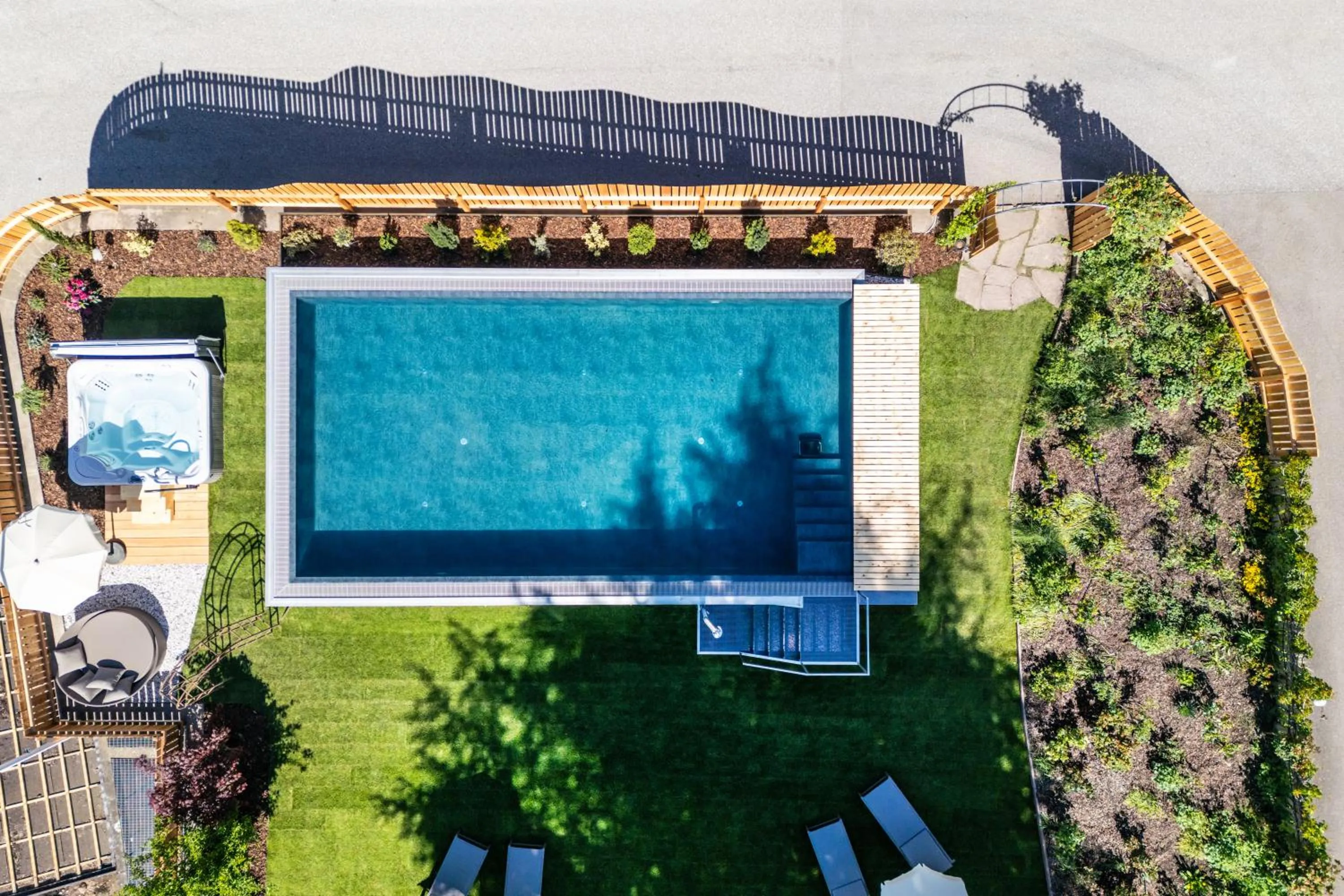 Swimming pool in Oberwirt Weisses Kreuz