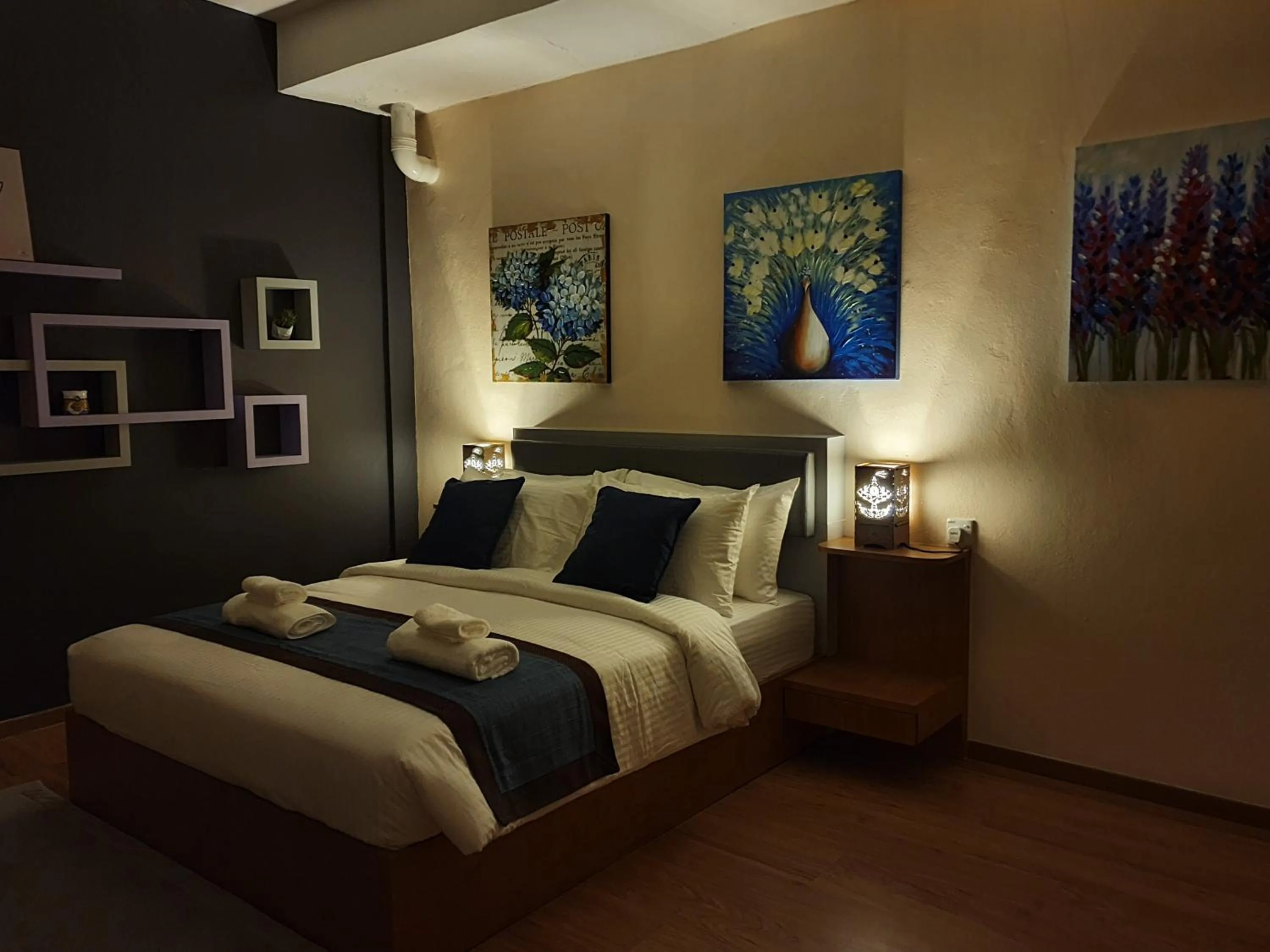 Photo of the whole room, Bed in Assalam Hotel