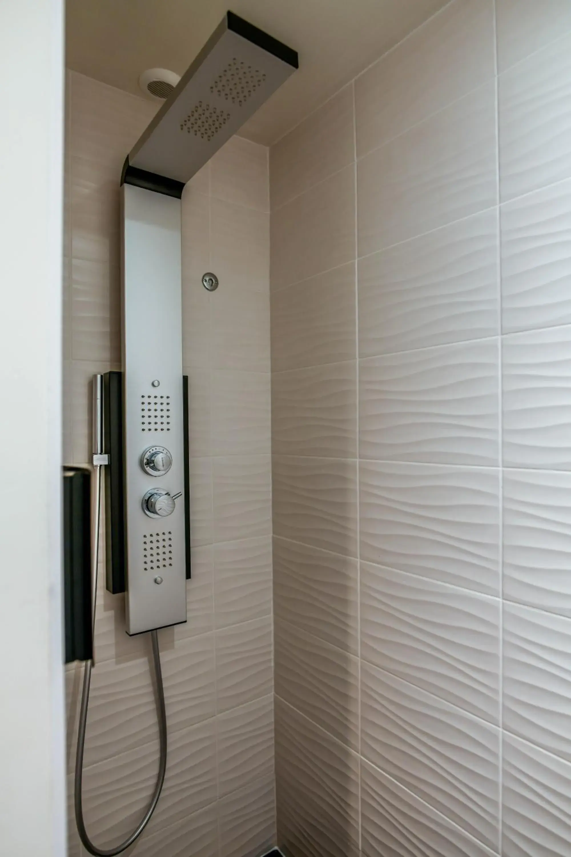 Superior Double or Twin Room with Terrace in Les Vagues Hôtel Restaurant Superior Double or Twin Room with Terrace in Les Vagues Hôtel Restaurant