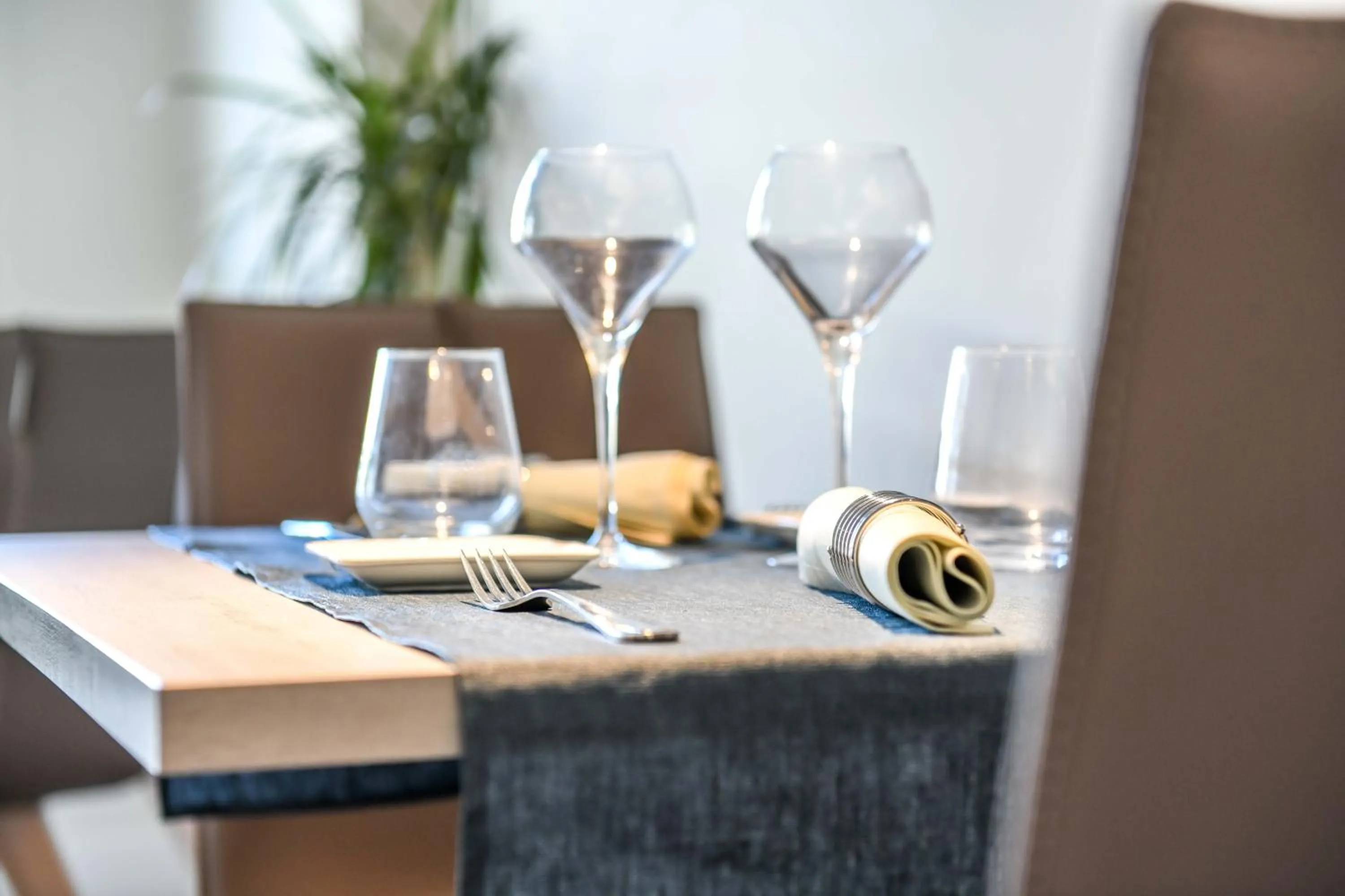 Restaurant/places to eat in Les Vagues Hôtel Restaurant