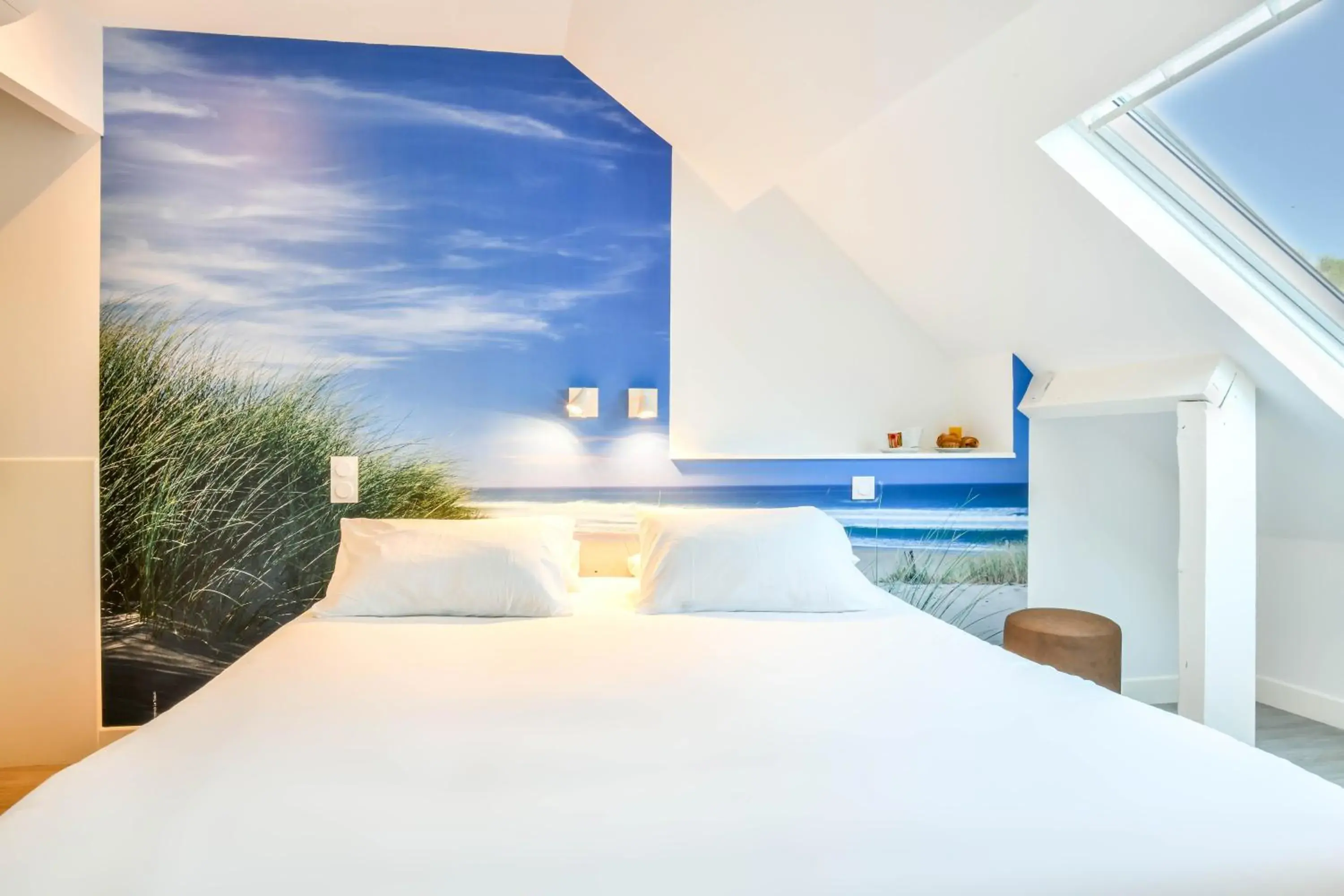 Double Room in Les Vagues Hôtel Restaurant Double Room in Les Vagues Hôtel Restaurant