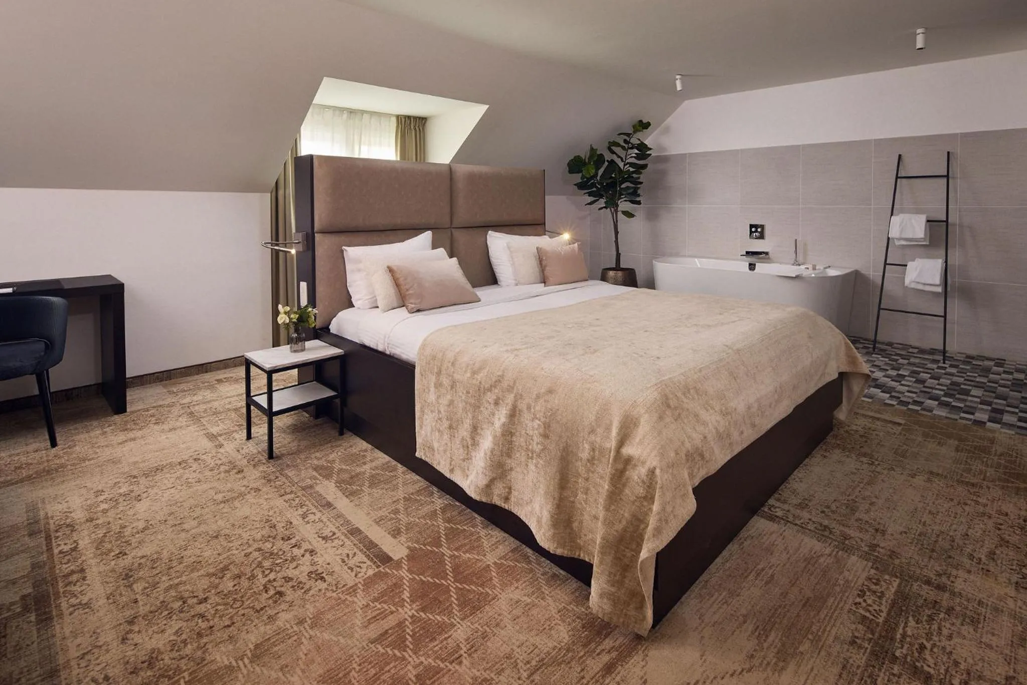 Bed in Van der Valk Hotel Mechelen