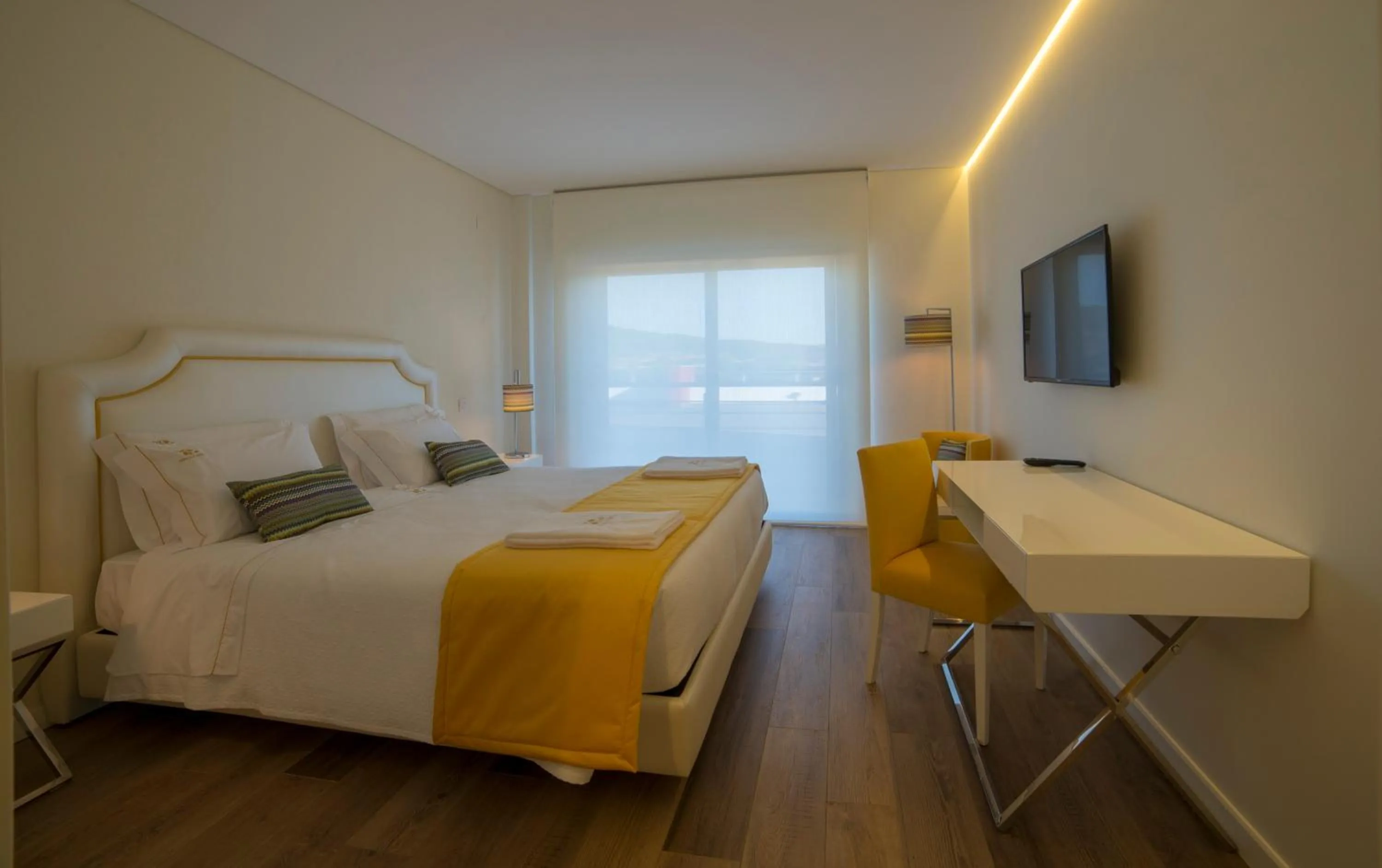 Photo of the whole room, Bed in Terrace Serra Hotel