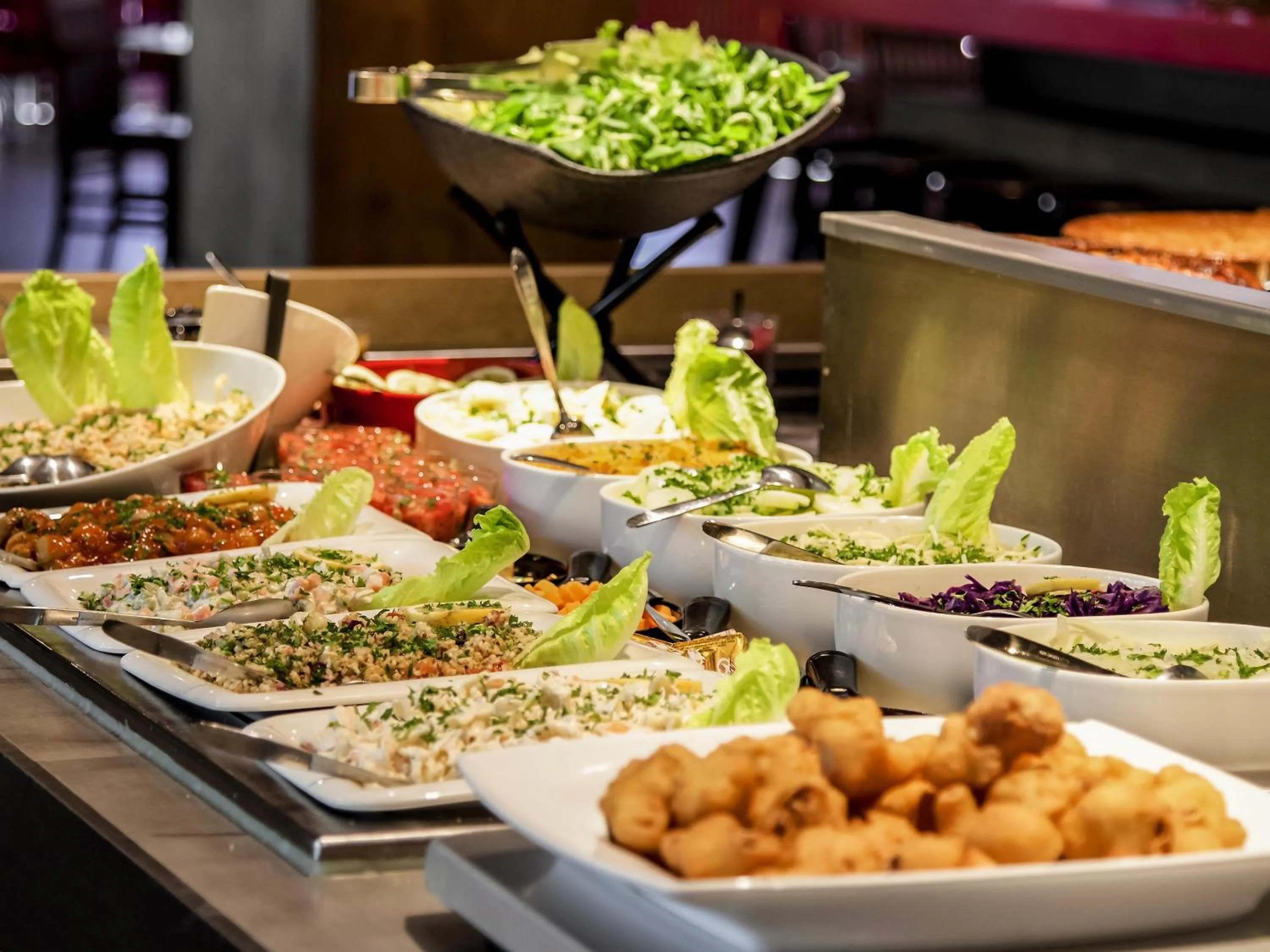 Restaurant/places to eat in ibis Paris Porte d'Italie