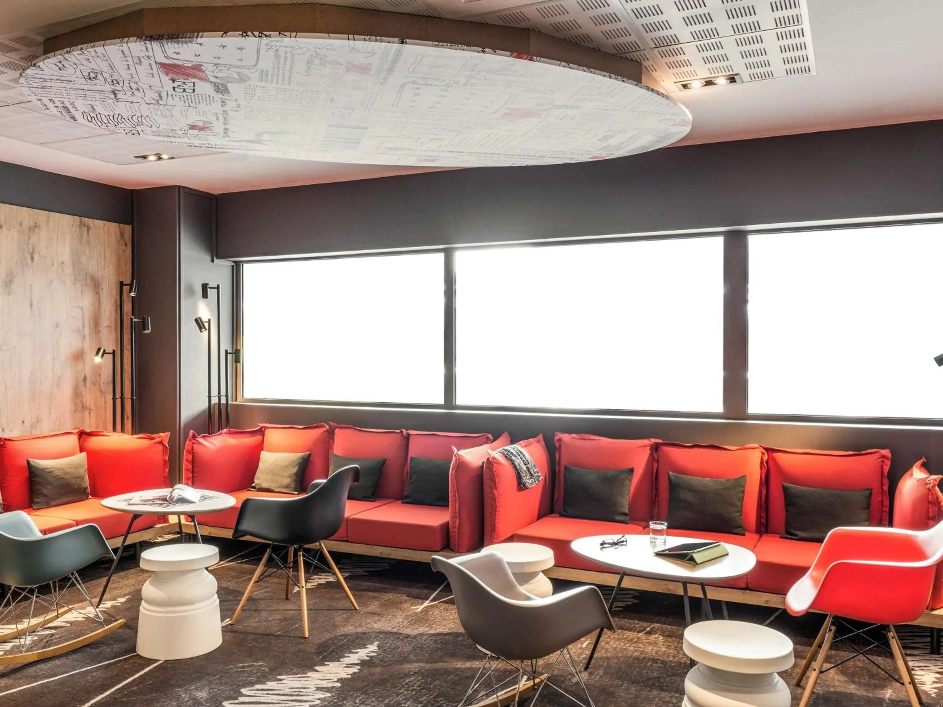 Property building in ibis Paris Porte de Bagnolet