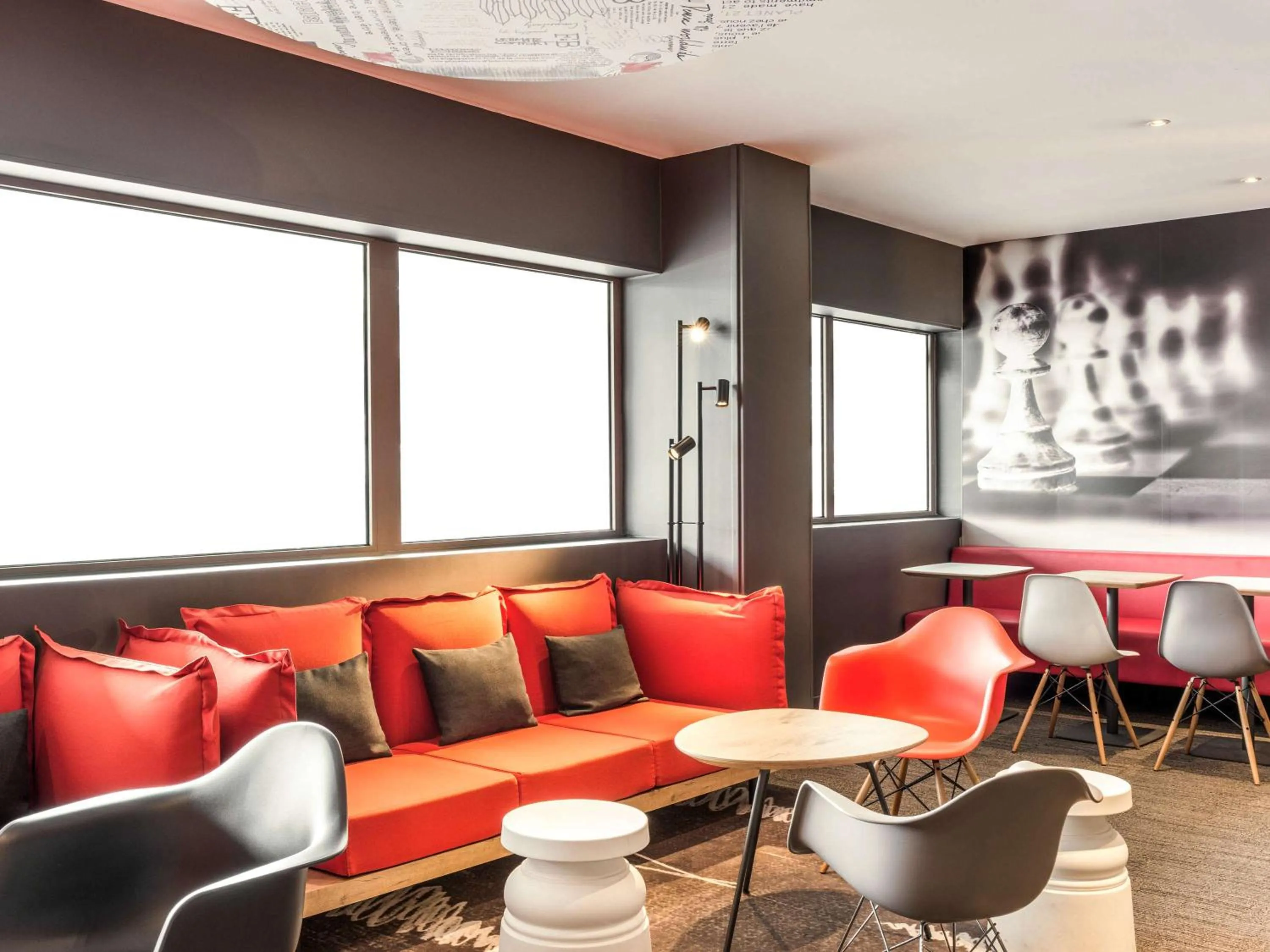 Lounge or bar, Lounge/Bar in ibis Paris Porte de Bagnolet