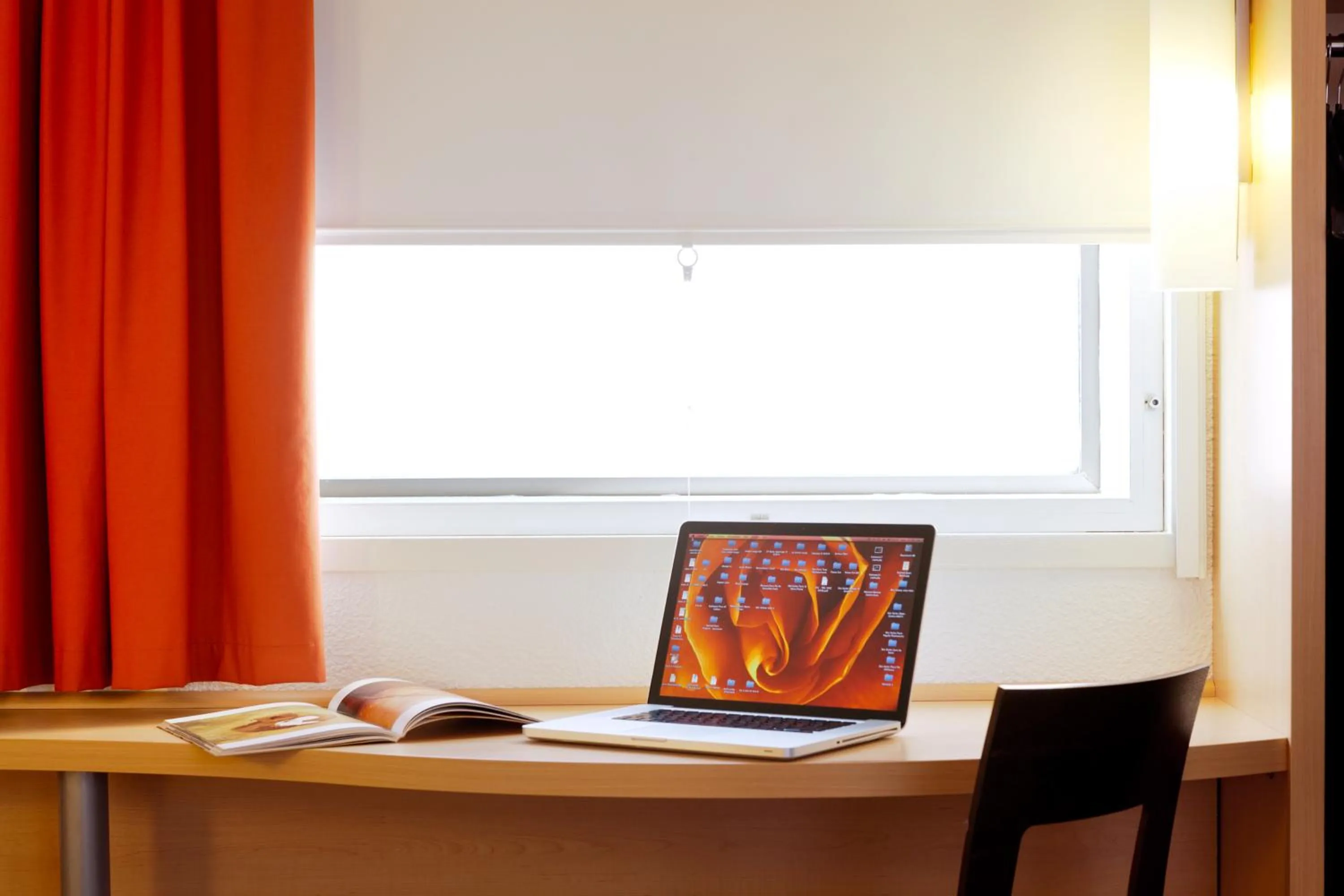 Seating area, TV/Entertainment Center in ibis Paris Porte de Bagnolet