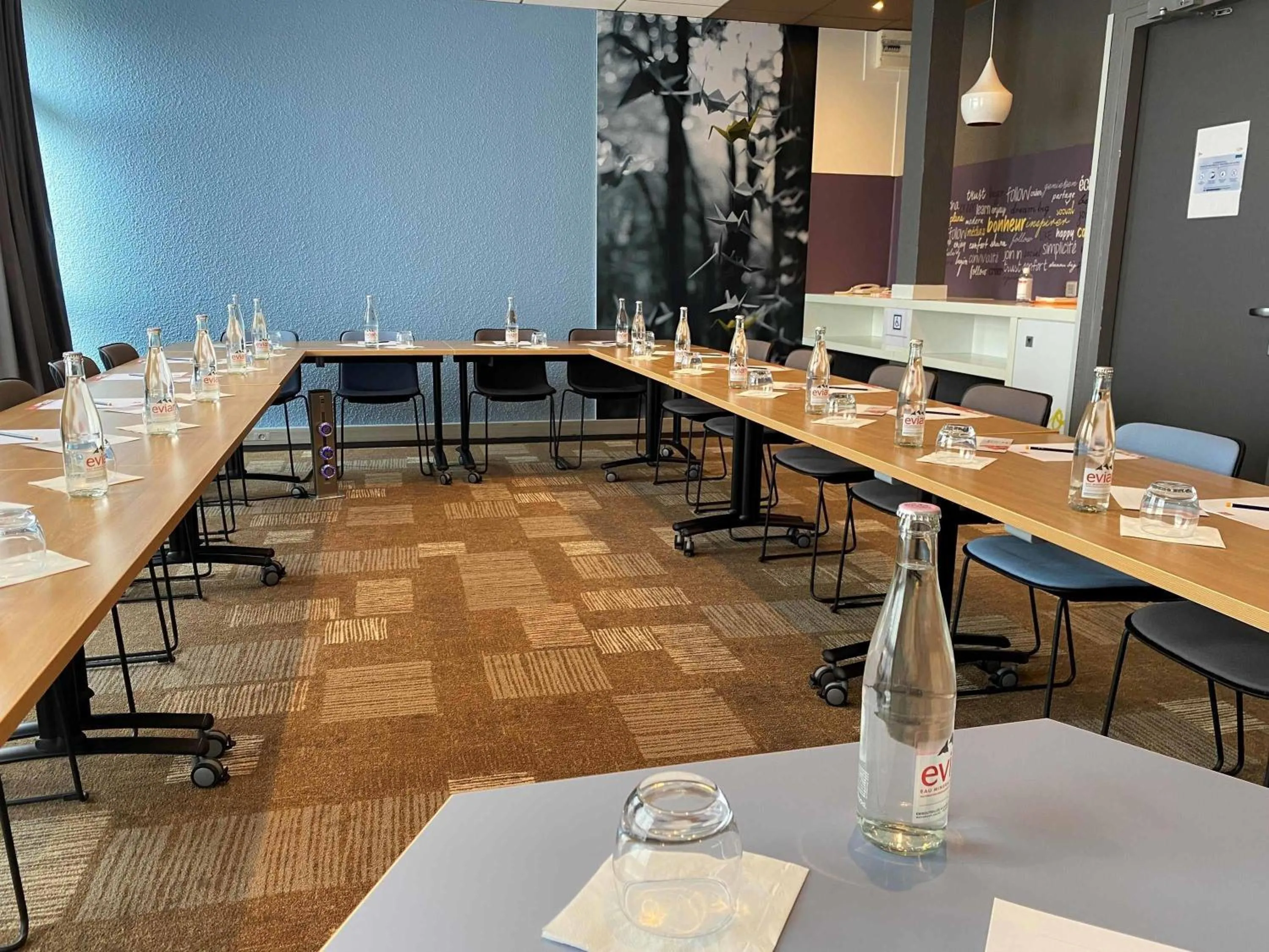 Meeting/conference room in Ibis Évry-Courcouronnes