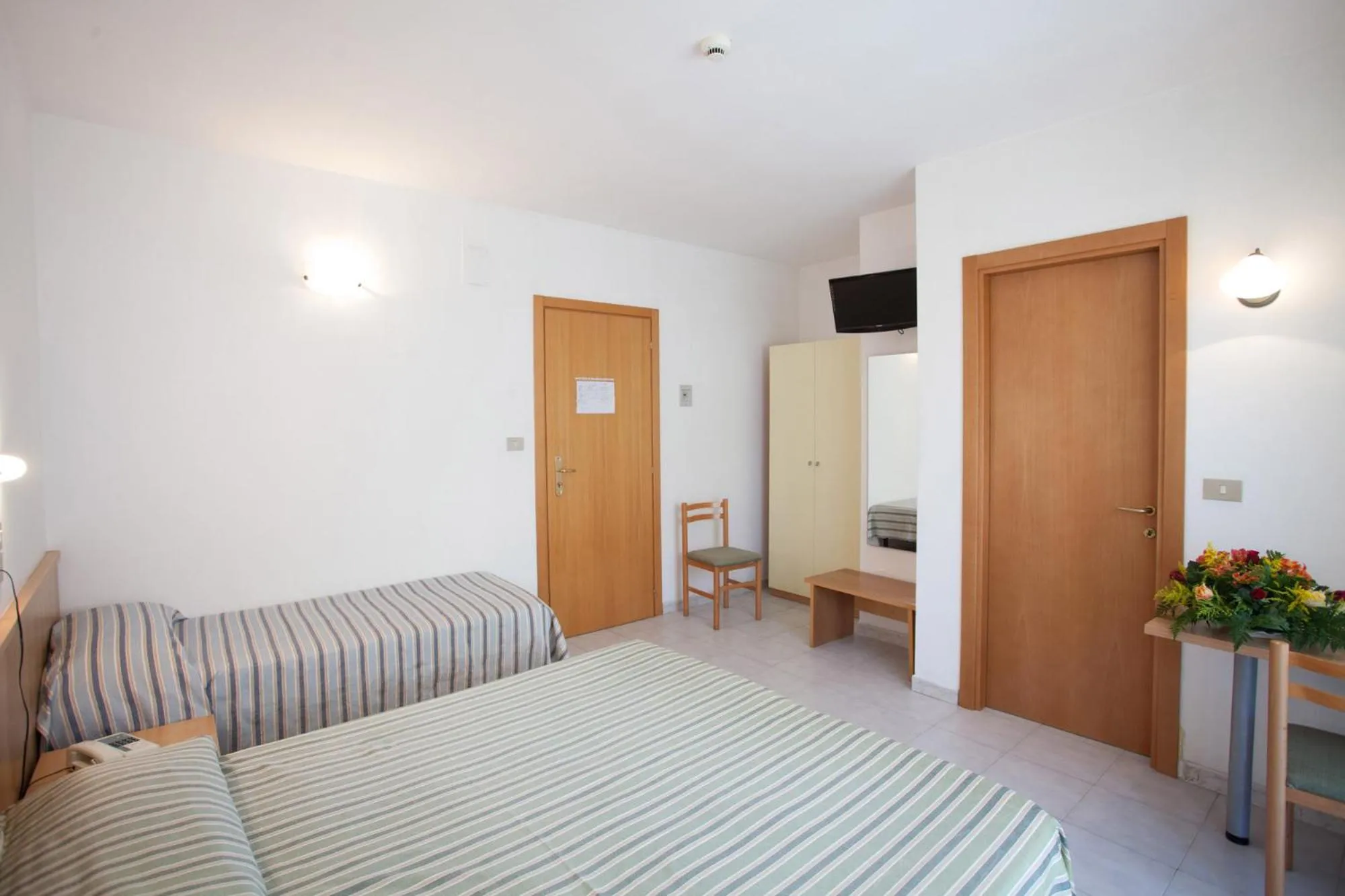 Photo of the whole room in Hotel Nel Pineto