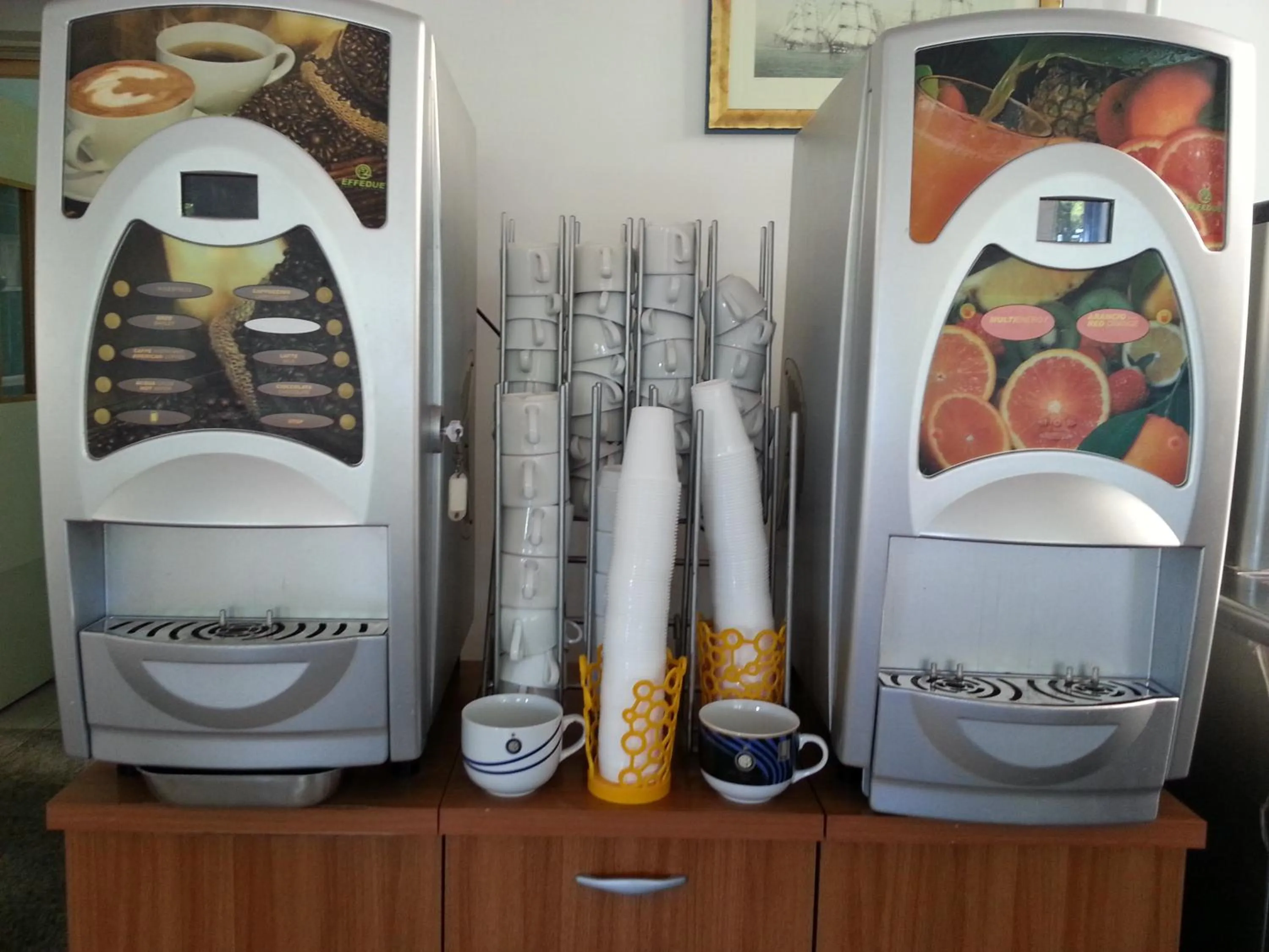 Coffee/tea facilities in Hotel Nel Pineto